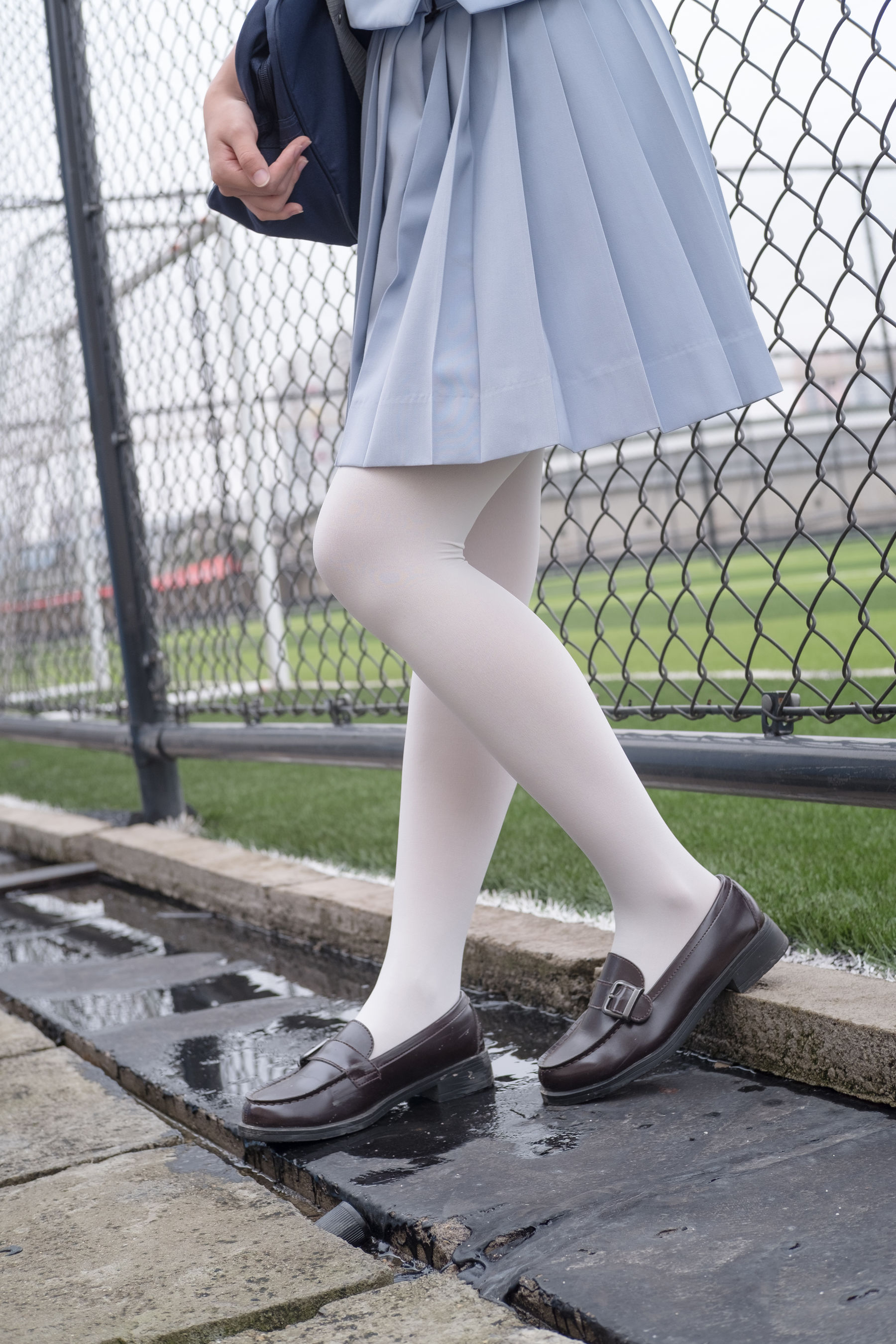 R15-036 白丝高考学妹-图1
