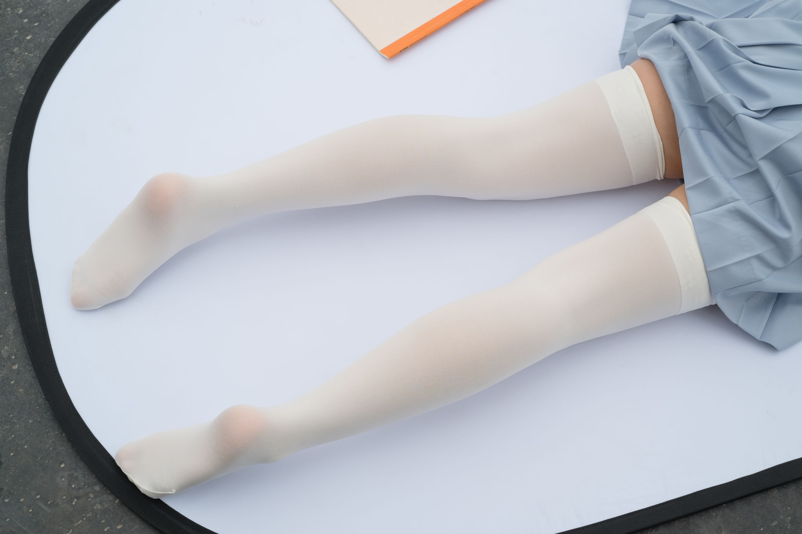 R15-036 白丝高考学妹-图36