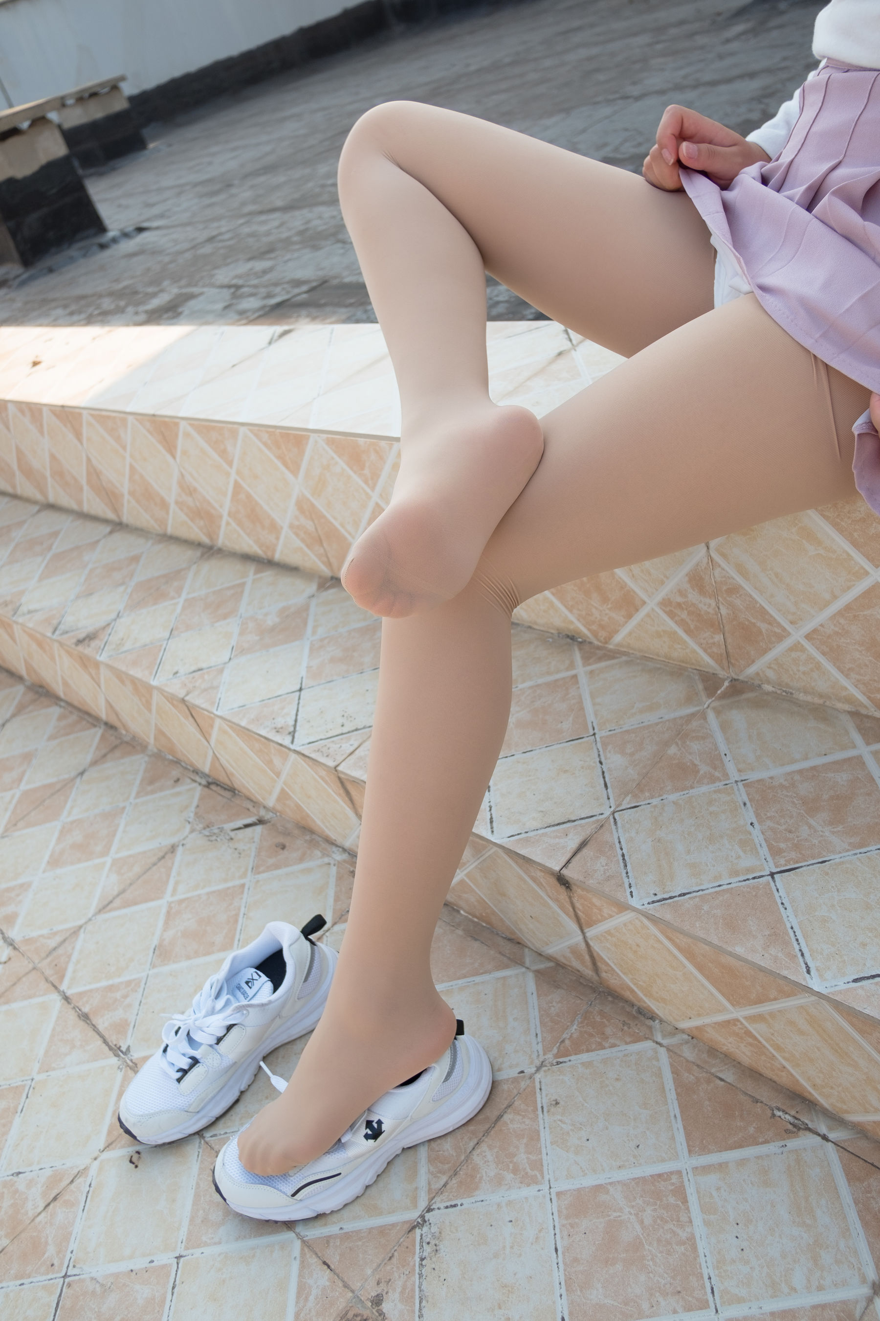R15-038 肉丝大胸妹-图12