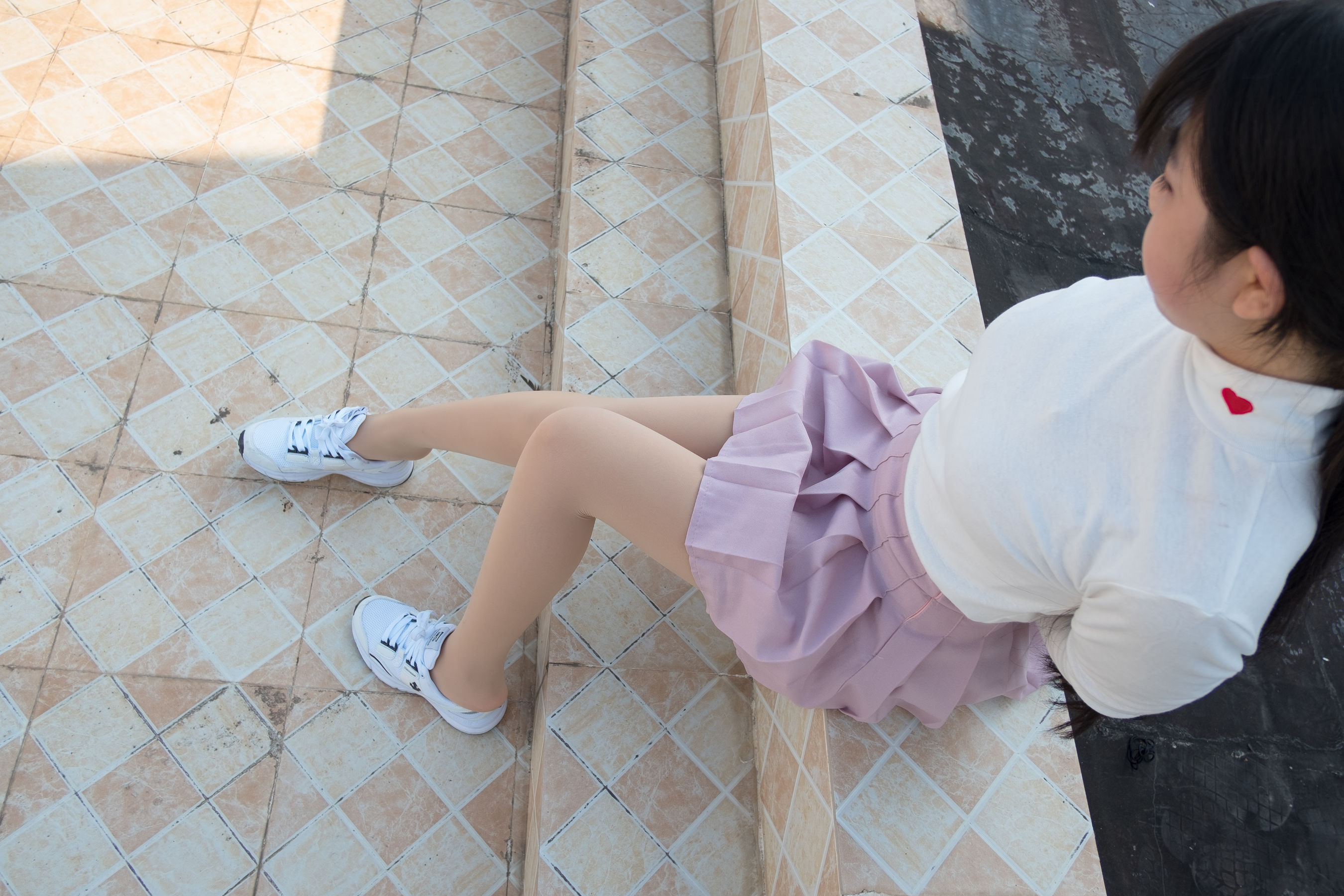 R15-038 肉丝大胸妹-图17