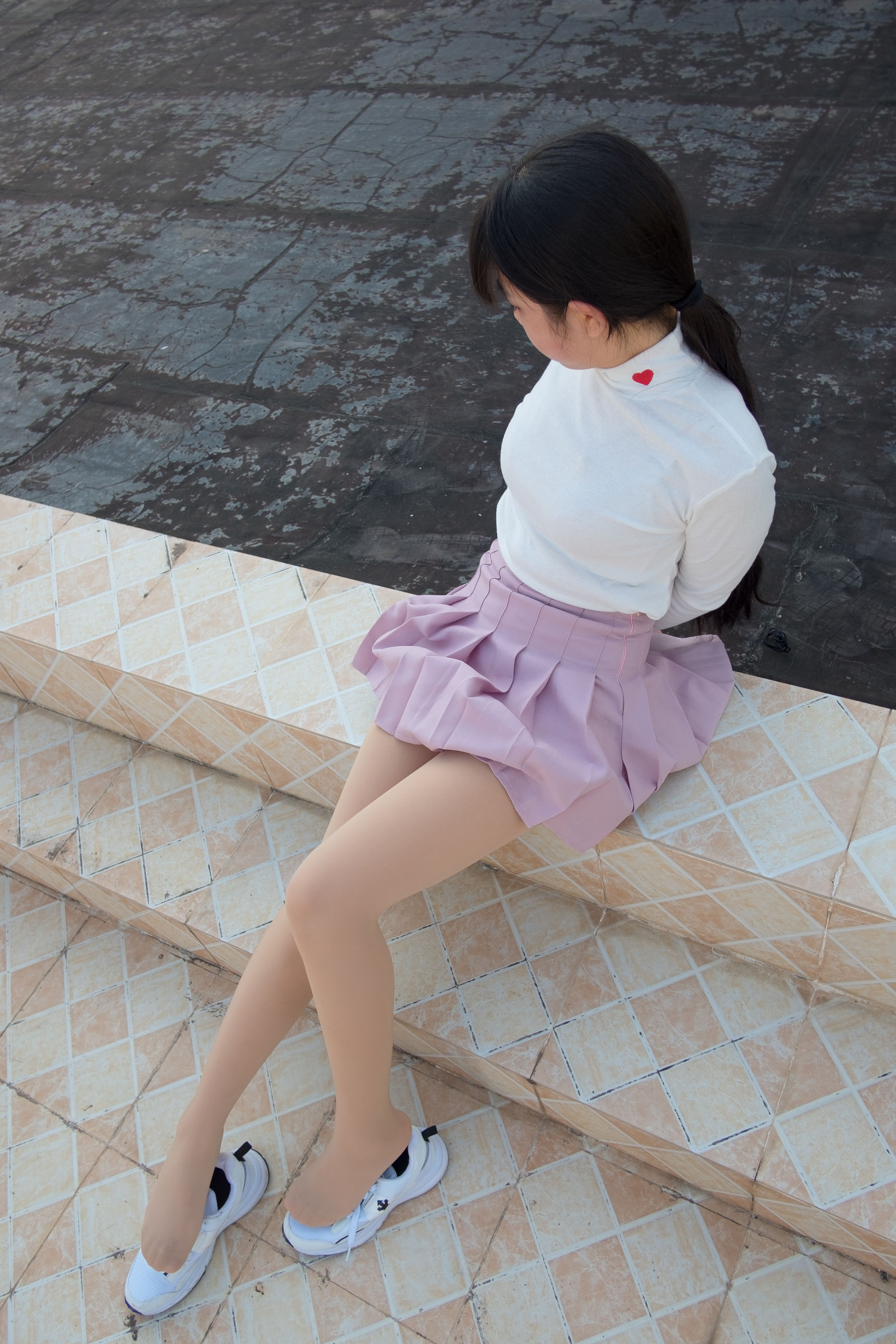 R15-038 肉丝大胸妹-图37