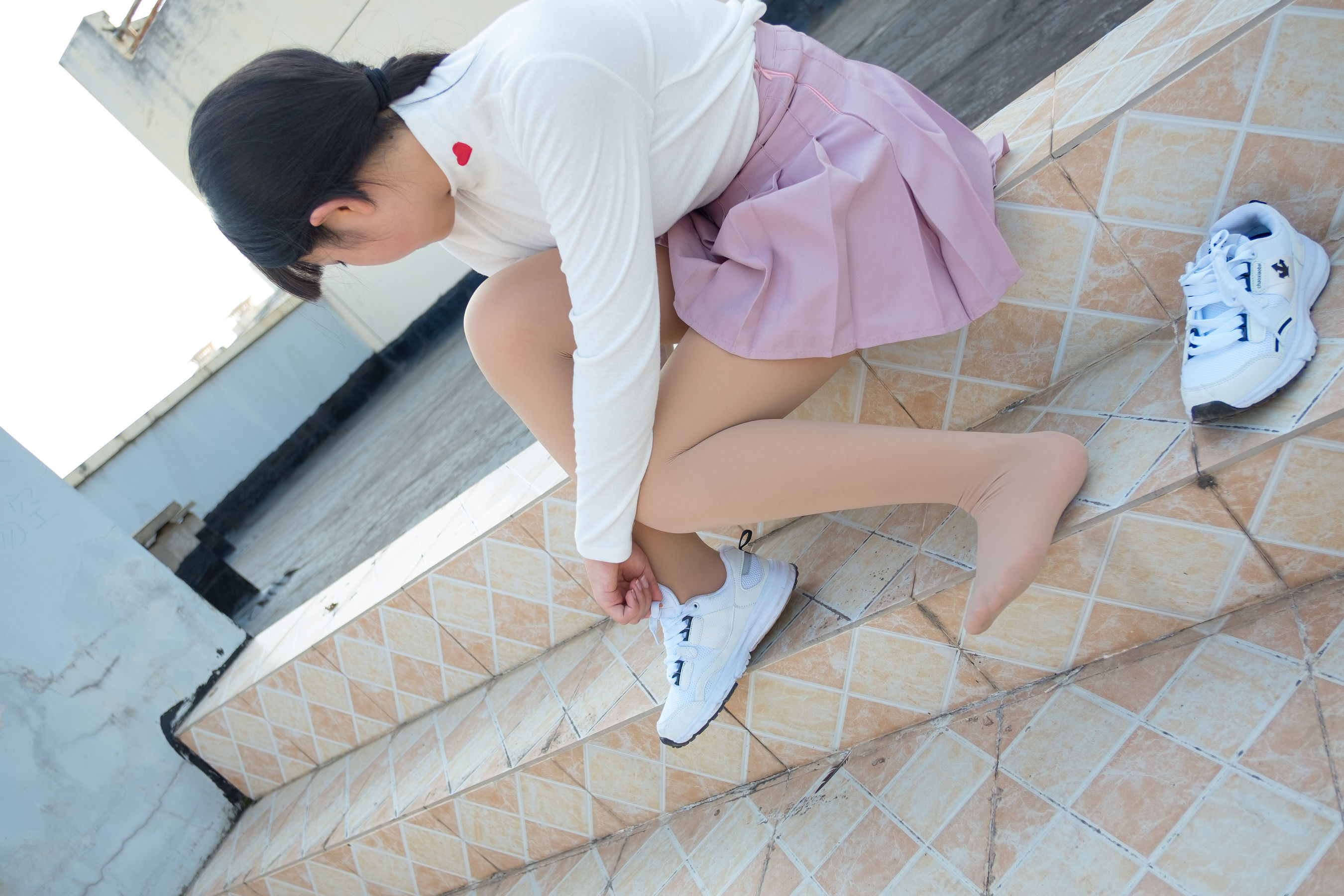 R15-038 肉丝大胸妹-图59