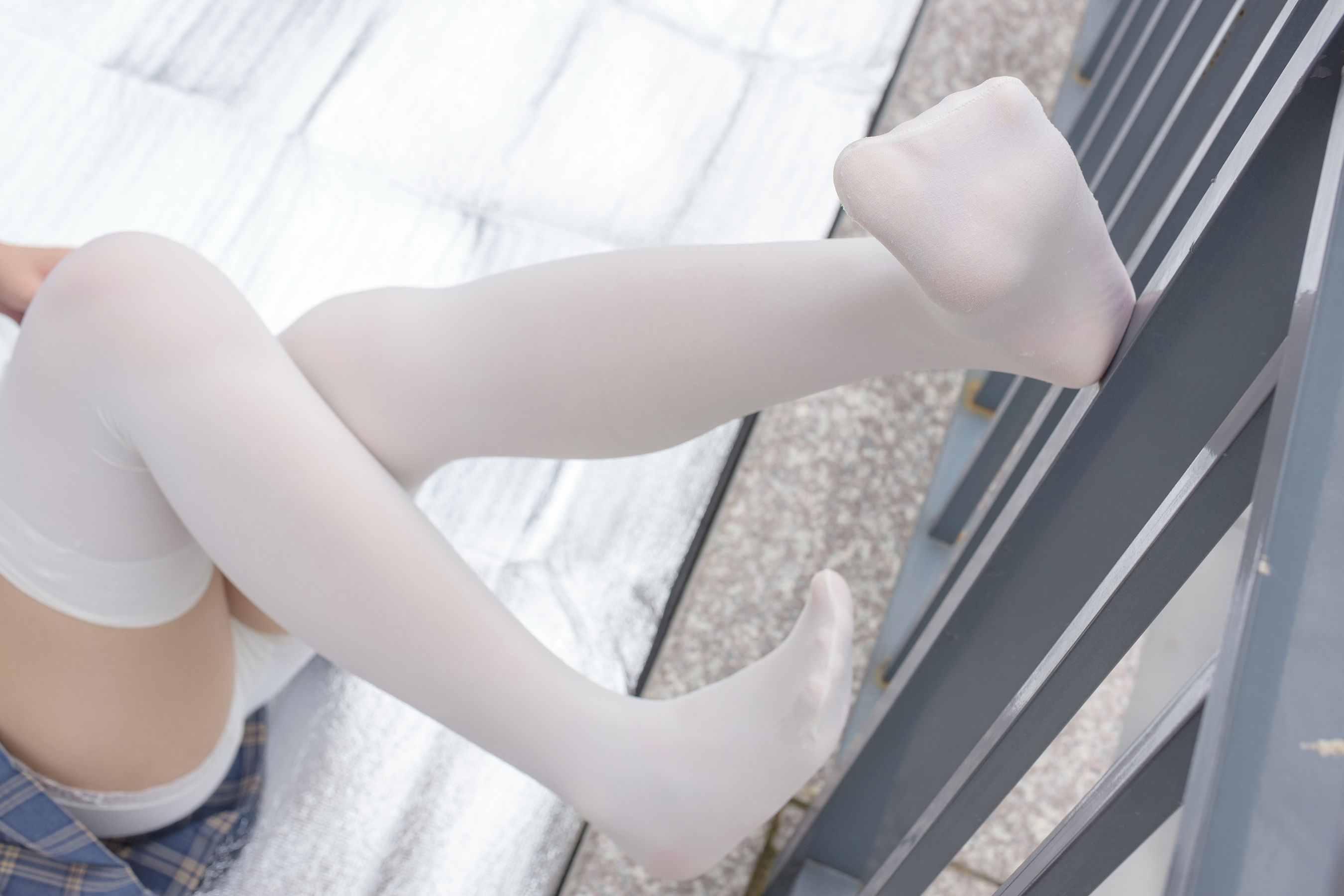 R15-039 百褶裙白丝美足-图68