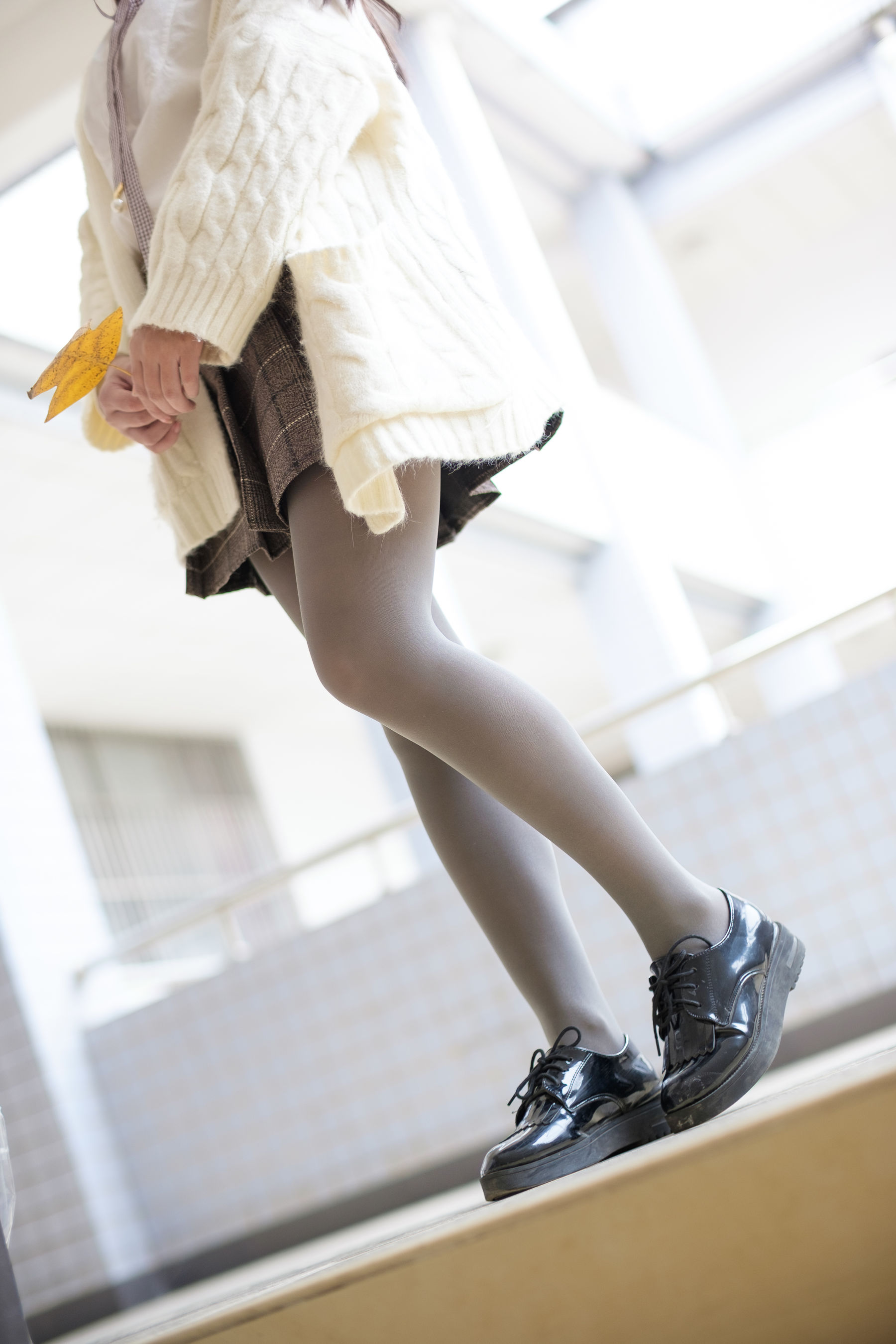 R15-042 灰丝学妹-图80