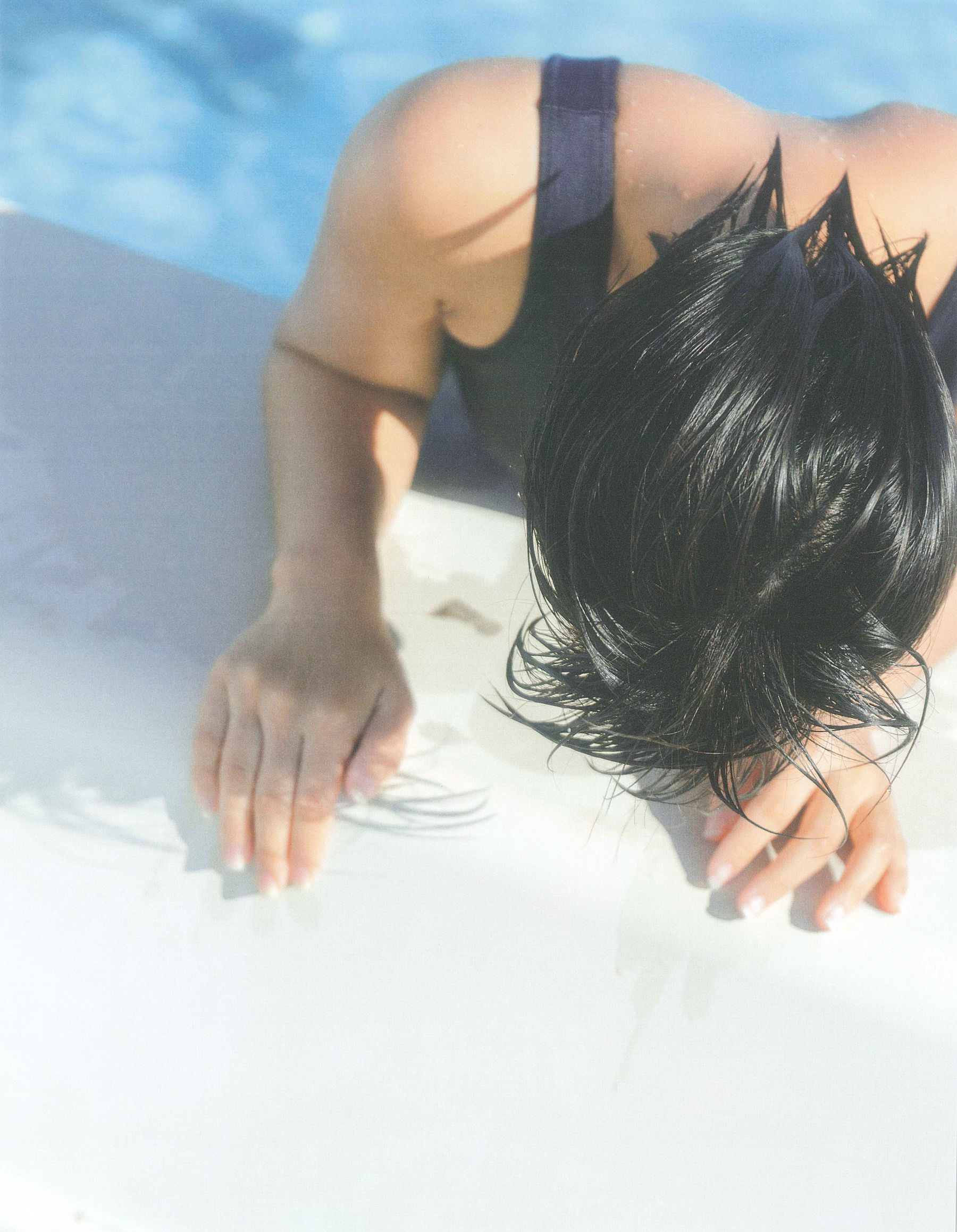 Manami Arai 新井愛瞳『セブンティーンズ?ブルー』1st写真集-图113