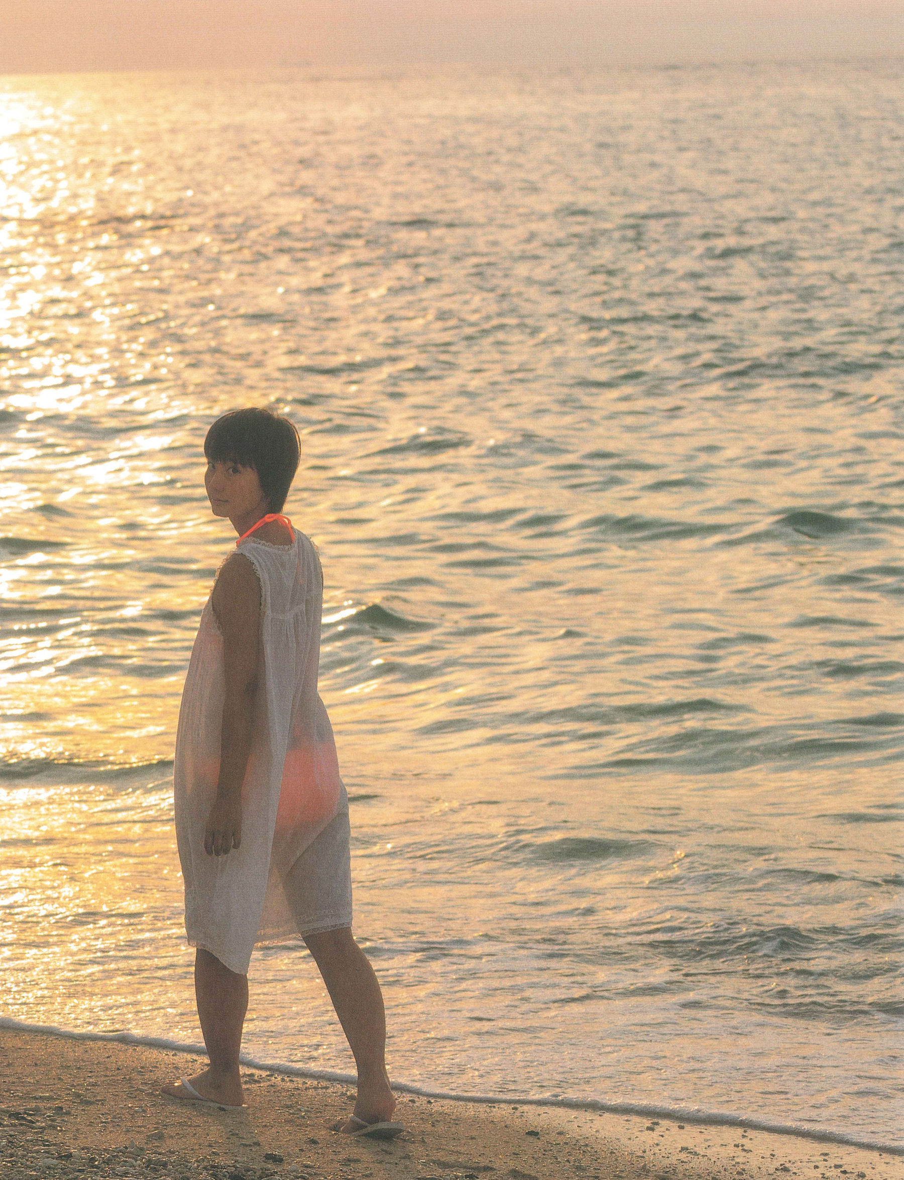 Manami Arai 新井愛瞳『セブンティーンズ?ブルー』1st写真集-图143
