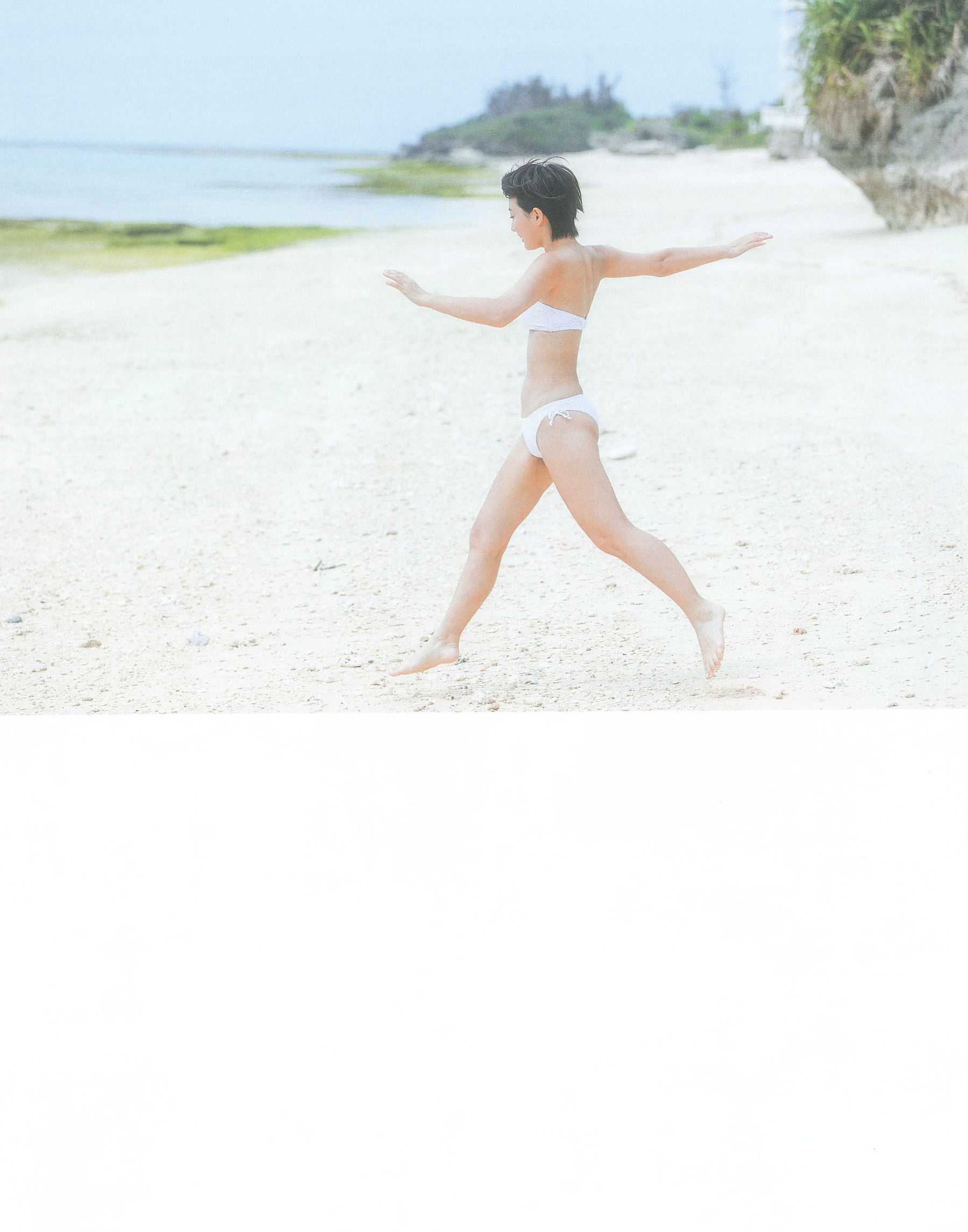 Manami Arai 新井愛瞳『セブンティーンズ?ブルー』1st写真集-图18
