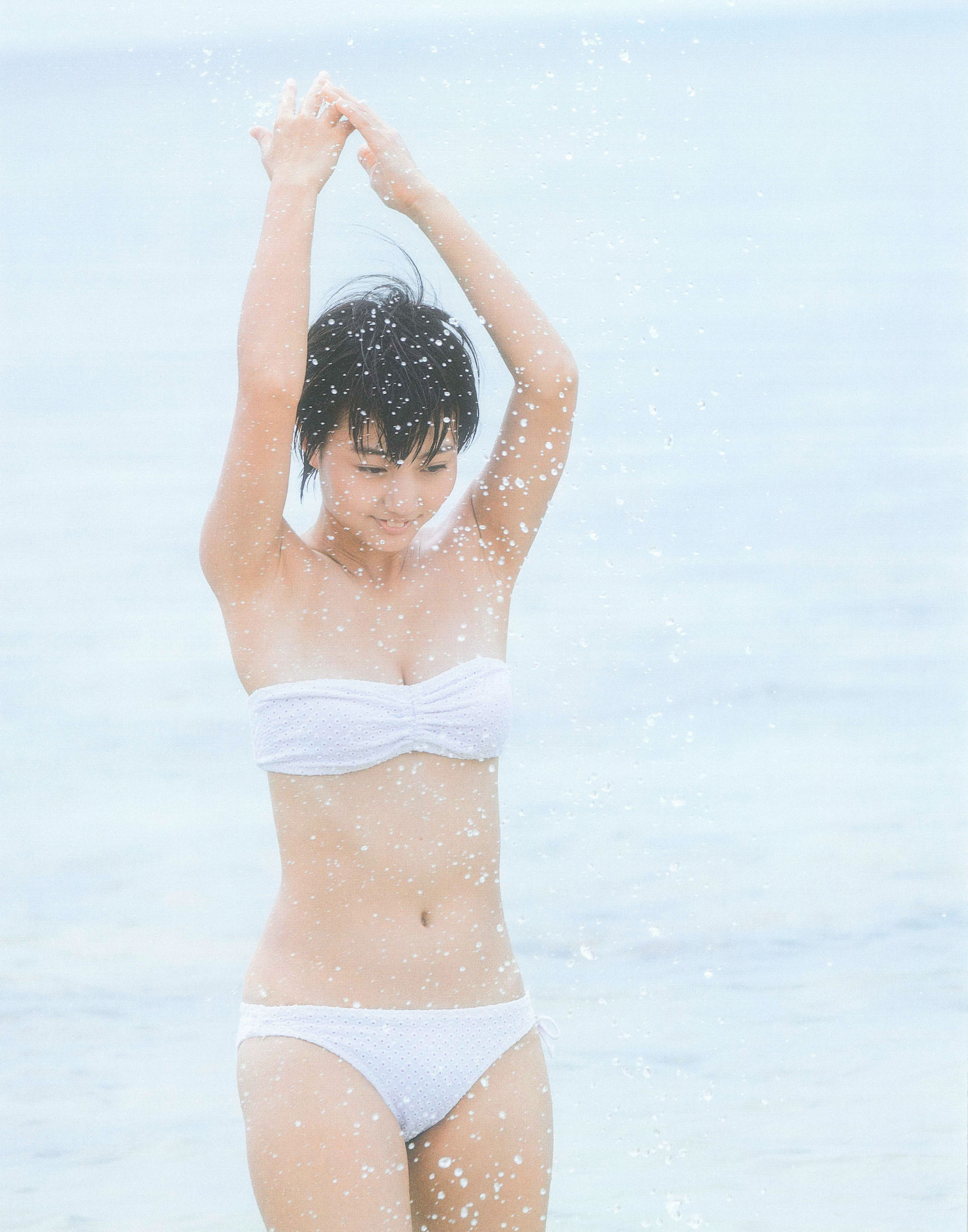 Manami Arai 新井愛瞳『セブンティーンズ?ブルー』1st写真集-图25