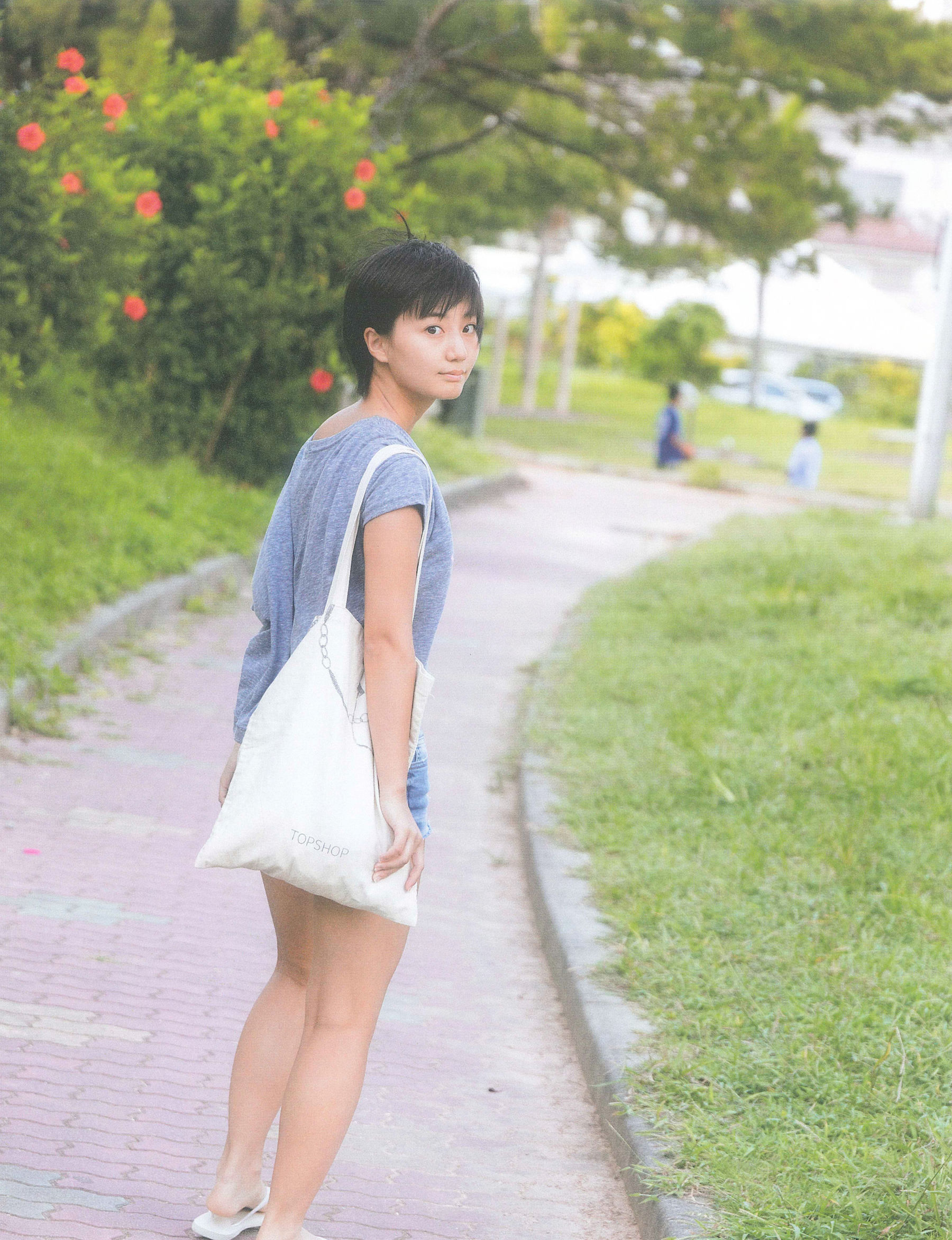 Manami Arai 新井愛瞳『セブンティーンズ?ブルー』1st写真集-图58