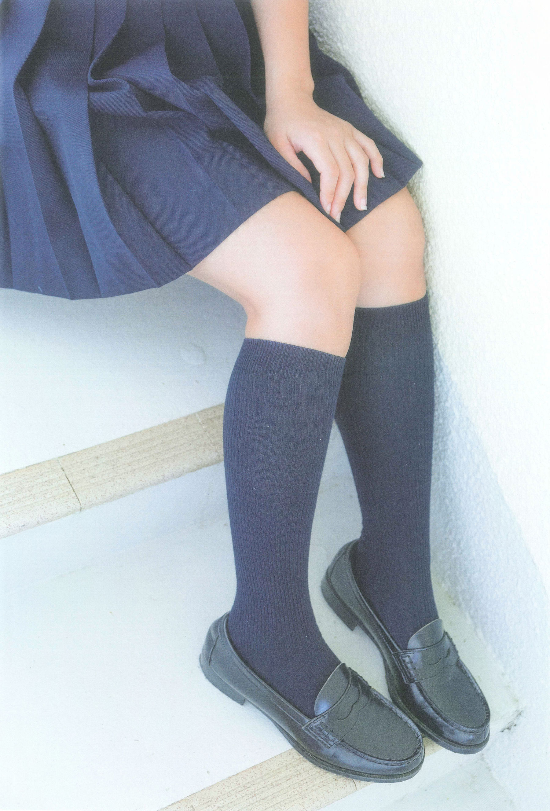 Manami Arai 新井愛瞳『セブンティーンズ?ブルー』1st写真集-图6