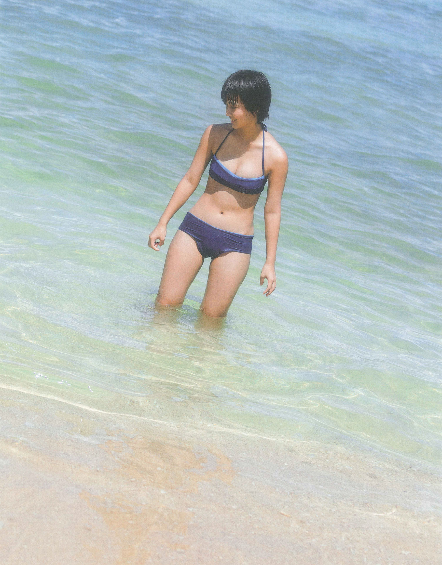 Manami Arai 新井愛瞳『セブンティーンズ?ブルー』1st写真集-图84