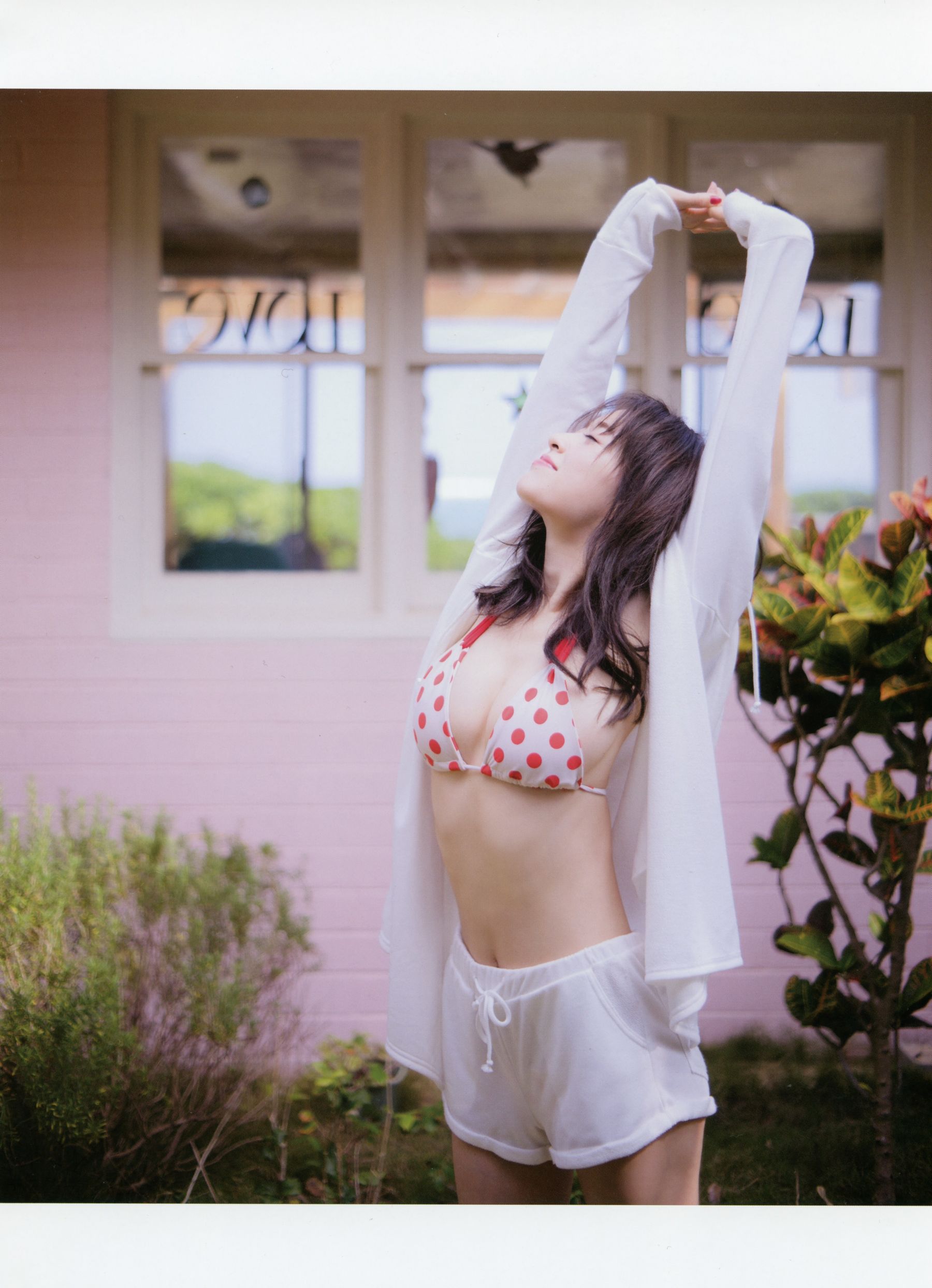 Rika Izumi 泉里香 1st Photobook「Rika!」-图23