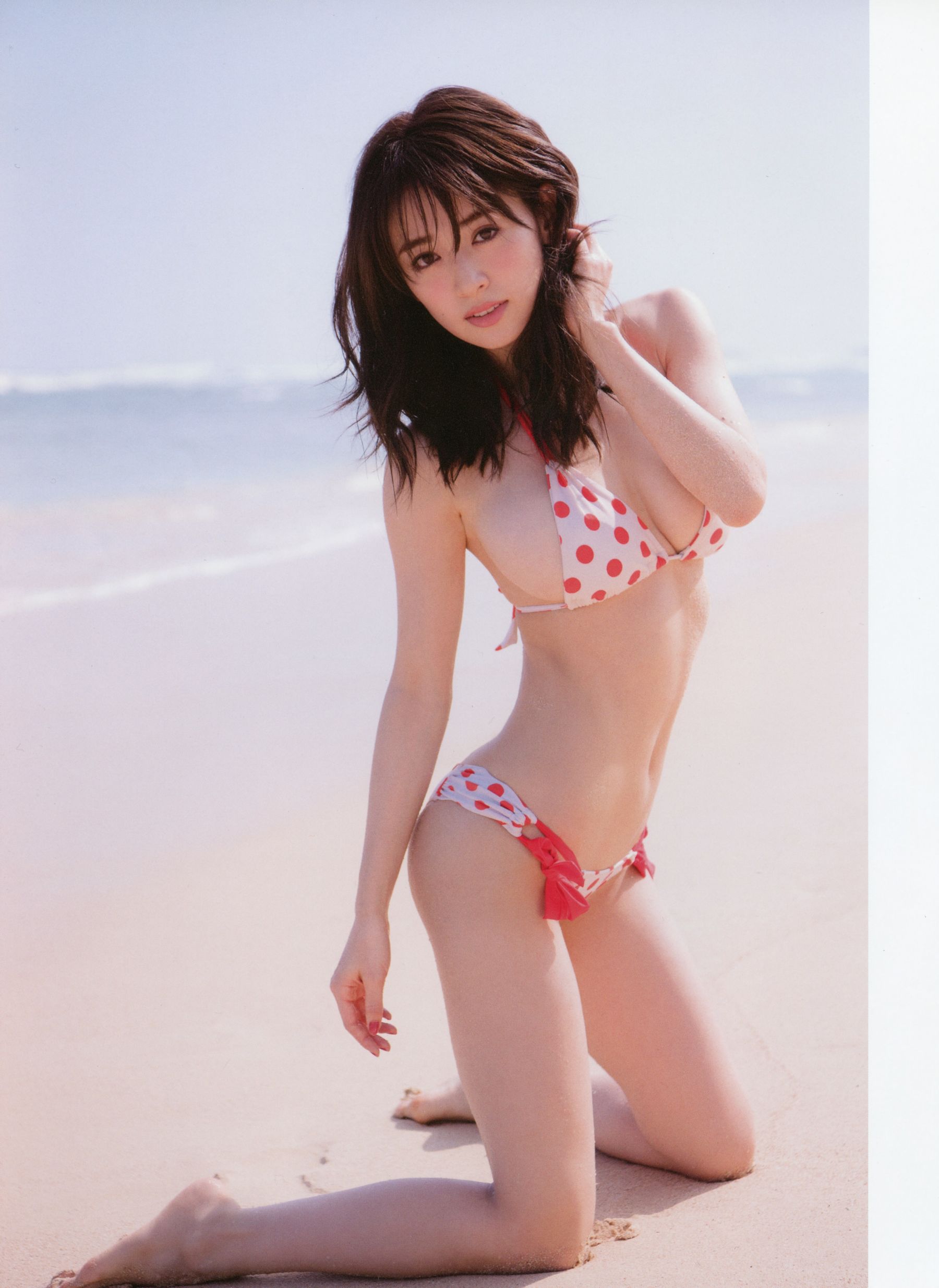 Rika Izumi 泉里香 1st Photobook「Rika!」-图32