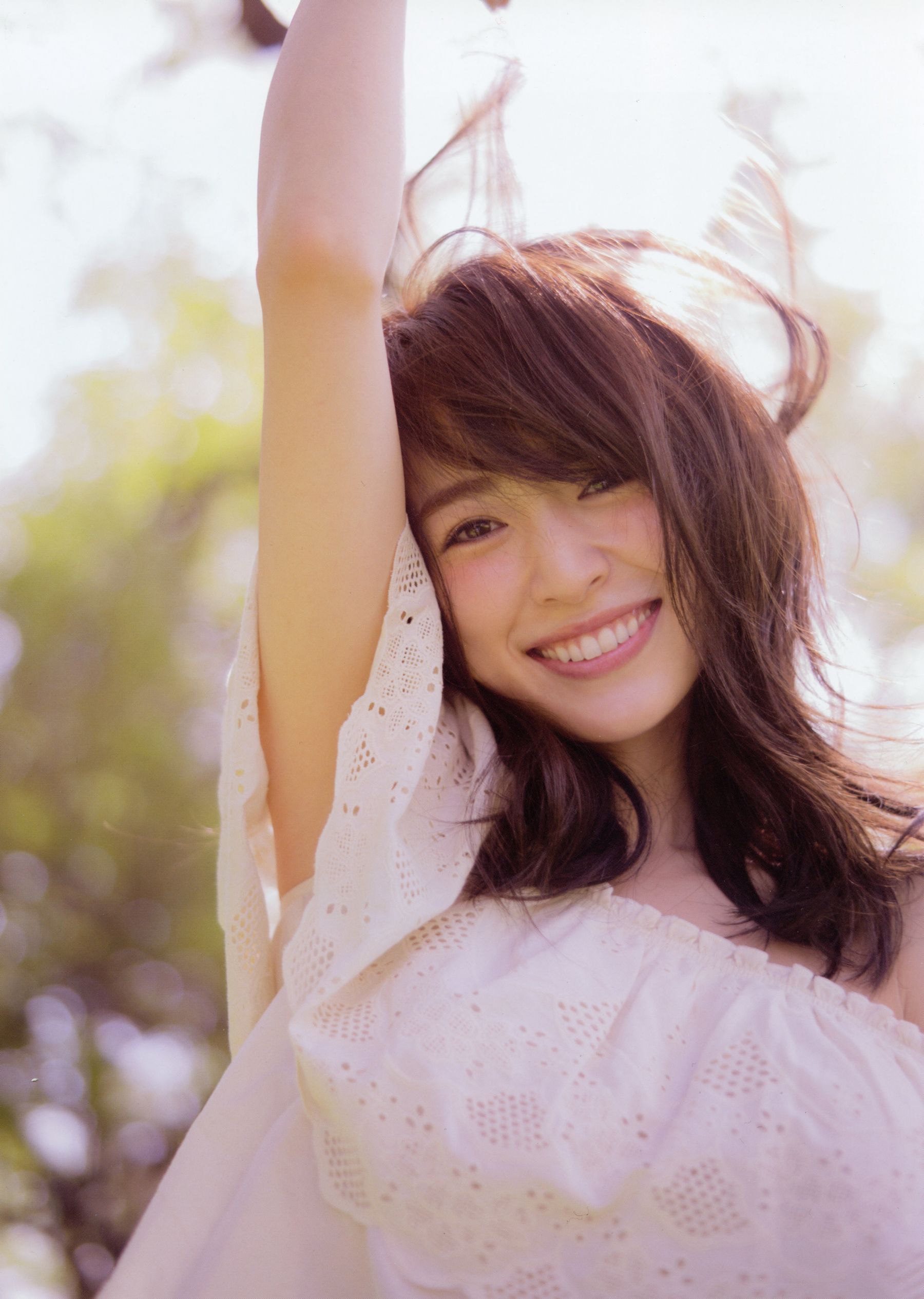 Rika Izumi 泉里香 1st Photobook「Rika!」-图3