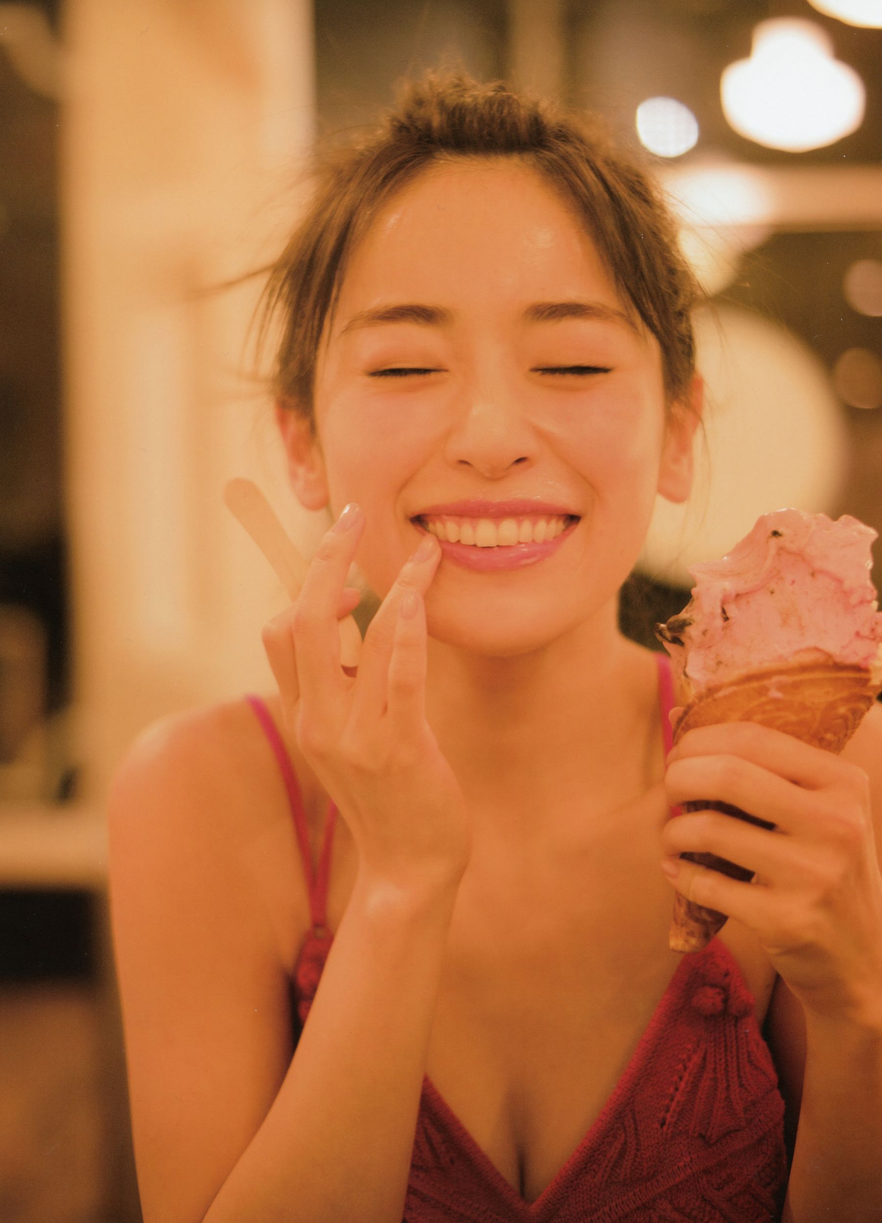 Rika Izumi 泉里香 1st Photobook「Rika!」-图63