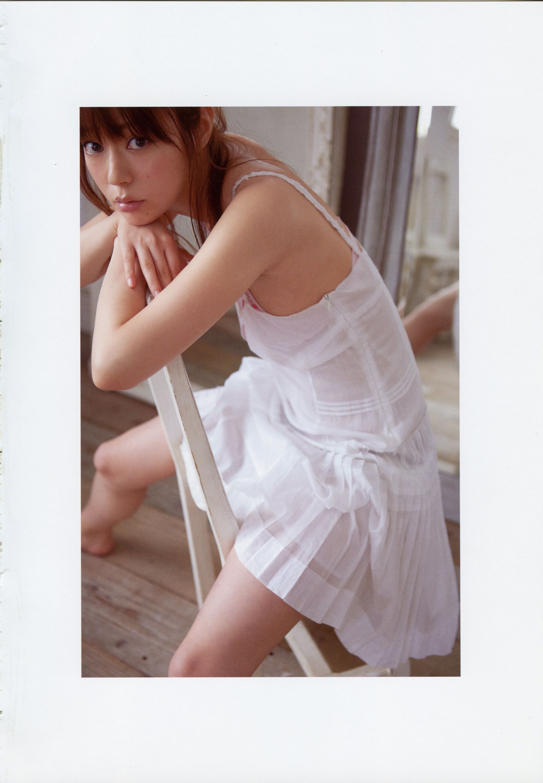 Yuria Haga 芳賀優里亜 写真集 「赤×ピンク」-图8
