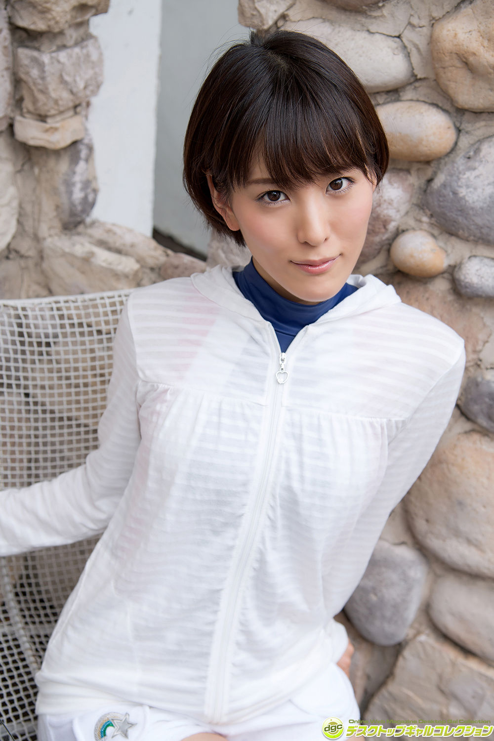 Yumi Asahina 朝比奈祐未 - 自慢のエロボディにカメラがイン?アウト！-图1
