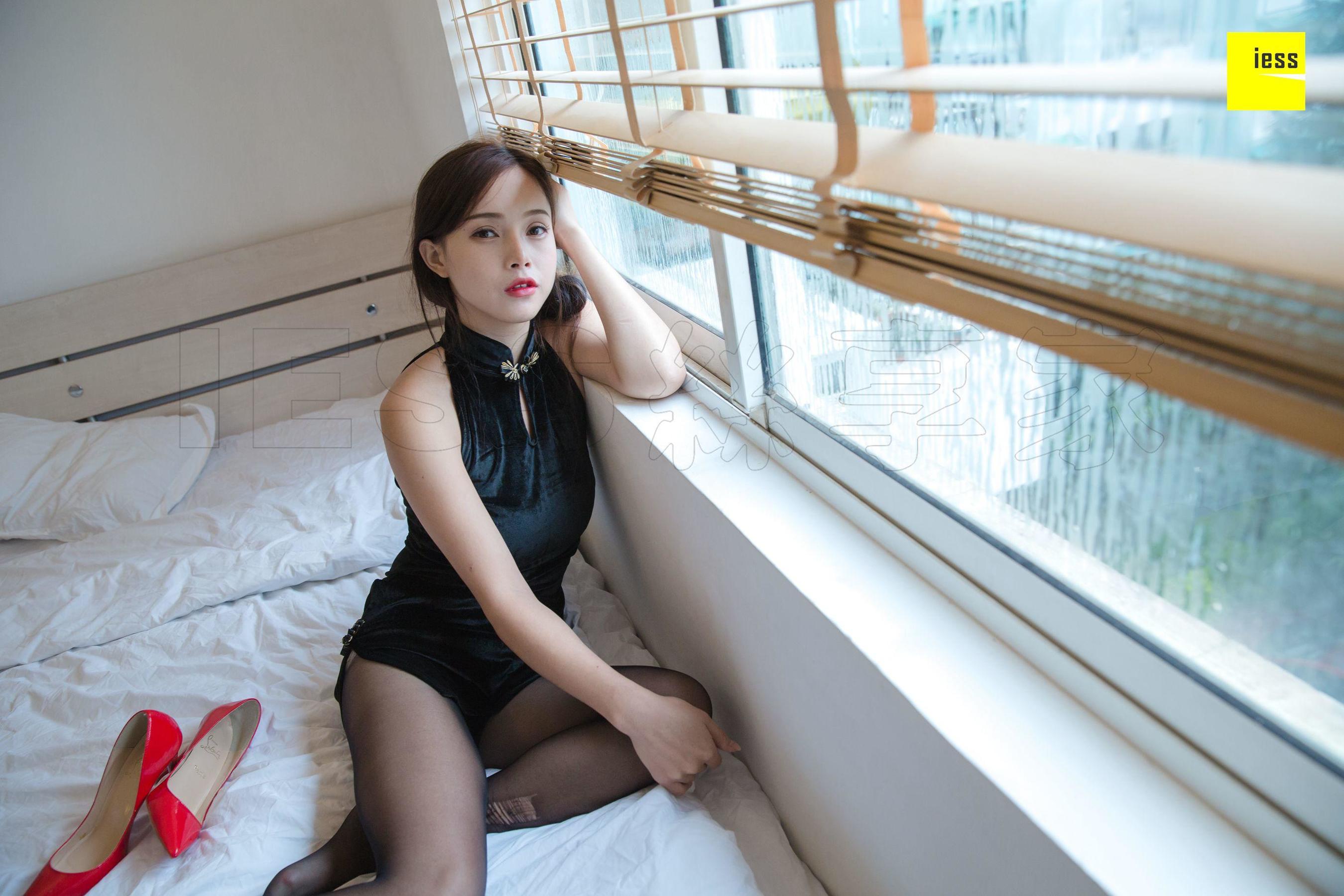模特 小羽《小羽黑色绒面旗袍》-图93
