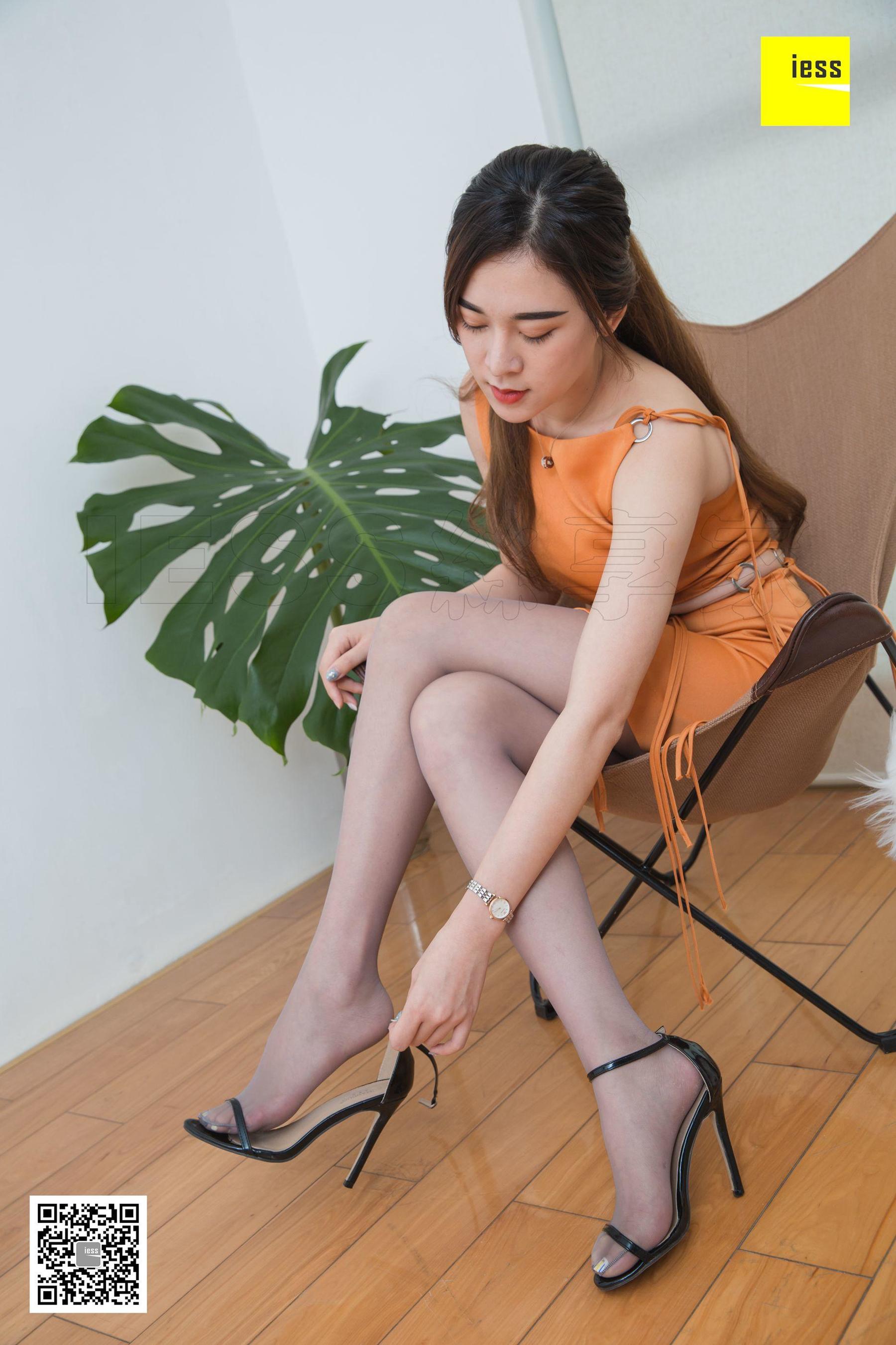 模特 曦然《曦然露脐短裙灰丝》-图25