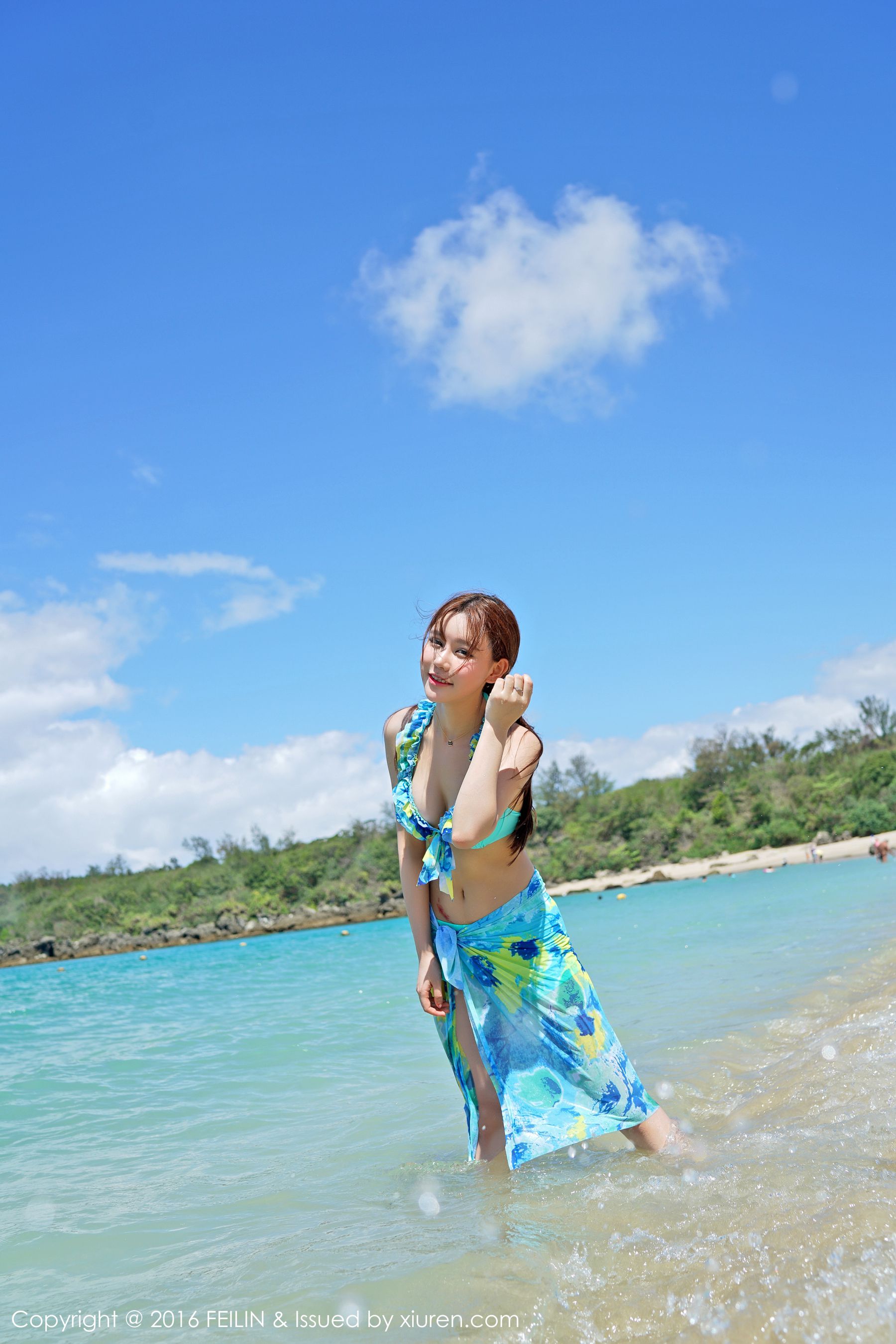 Milk楚楚《海边比基尼+泳装》  Vol.045-图30