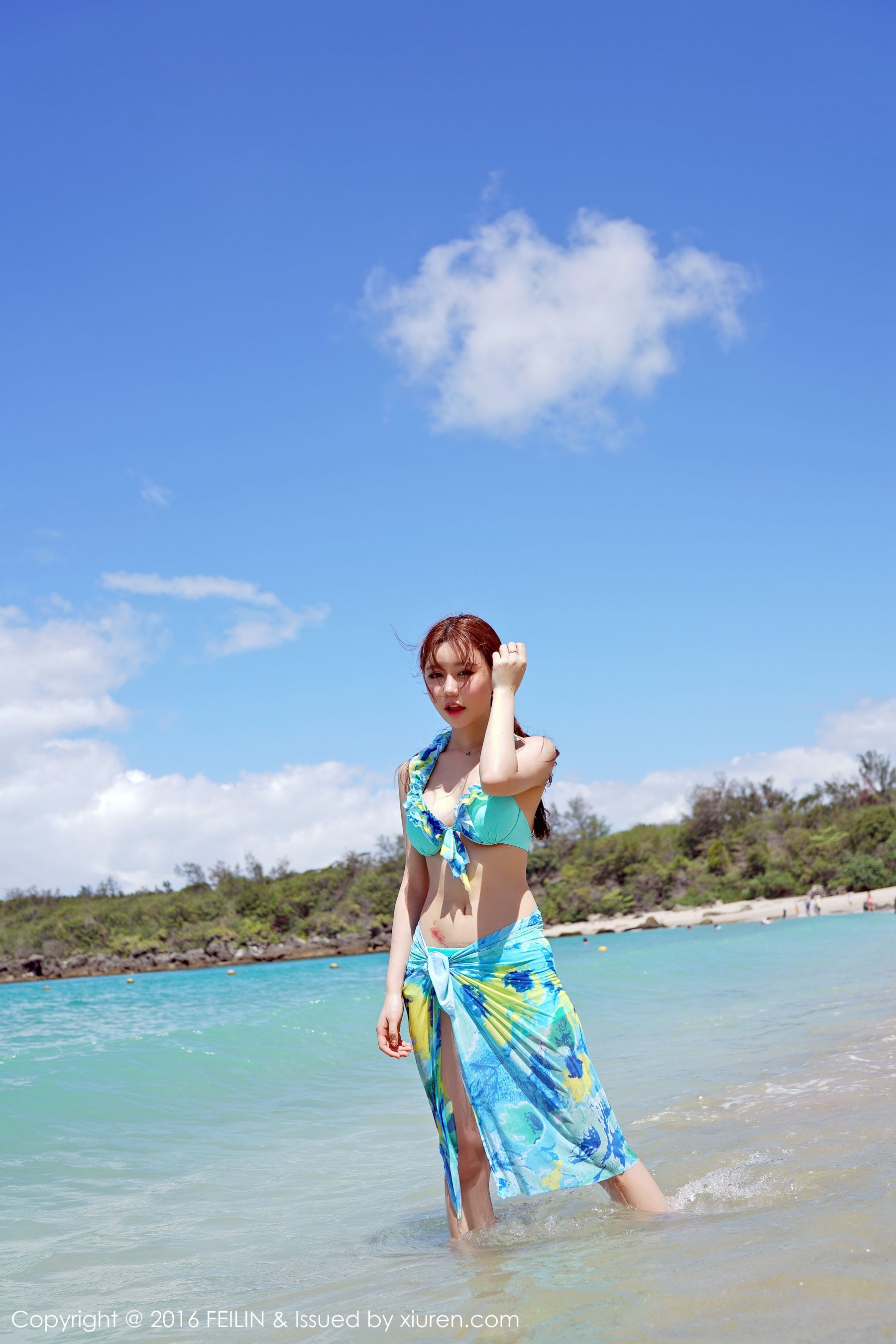 Milk楚楚《海边比基尼+泳装》  Vol.045-图31