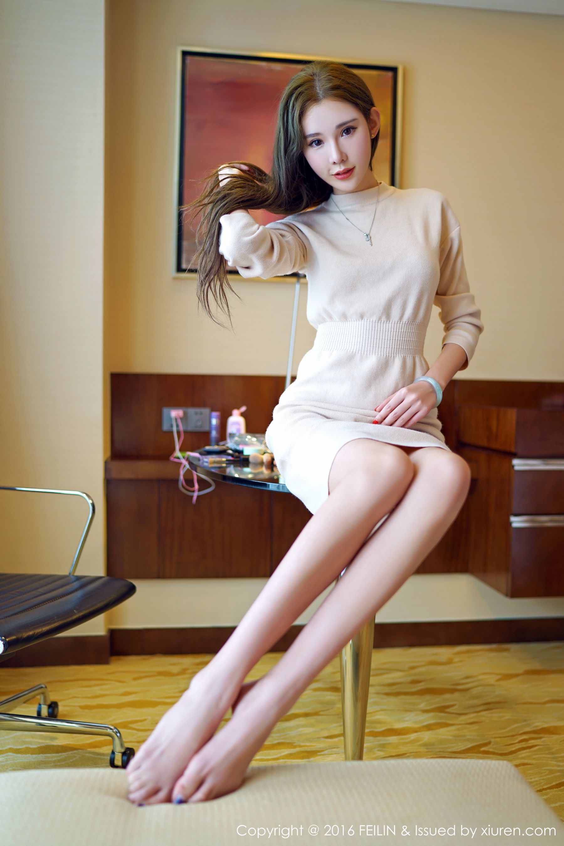 萌琪琪Irene《精致的五官，白皙的皮肤，完美的胸型，修长的美腿》  Vol.059-图10
