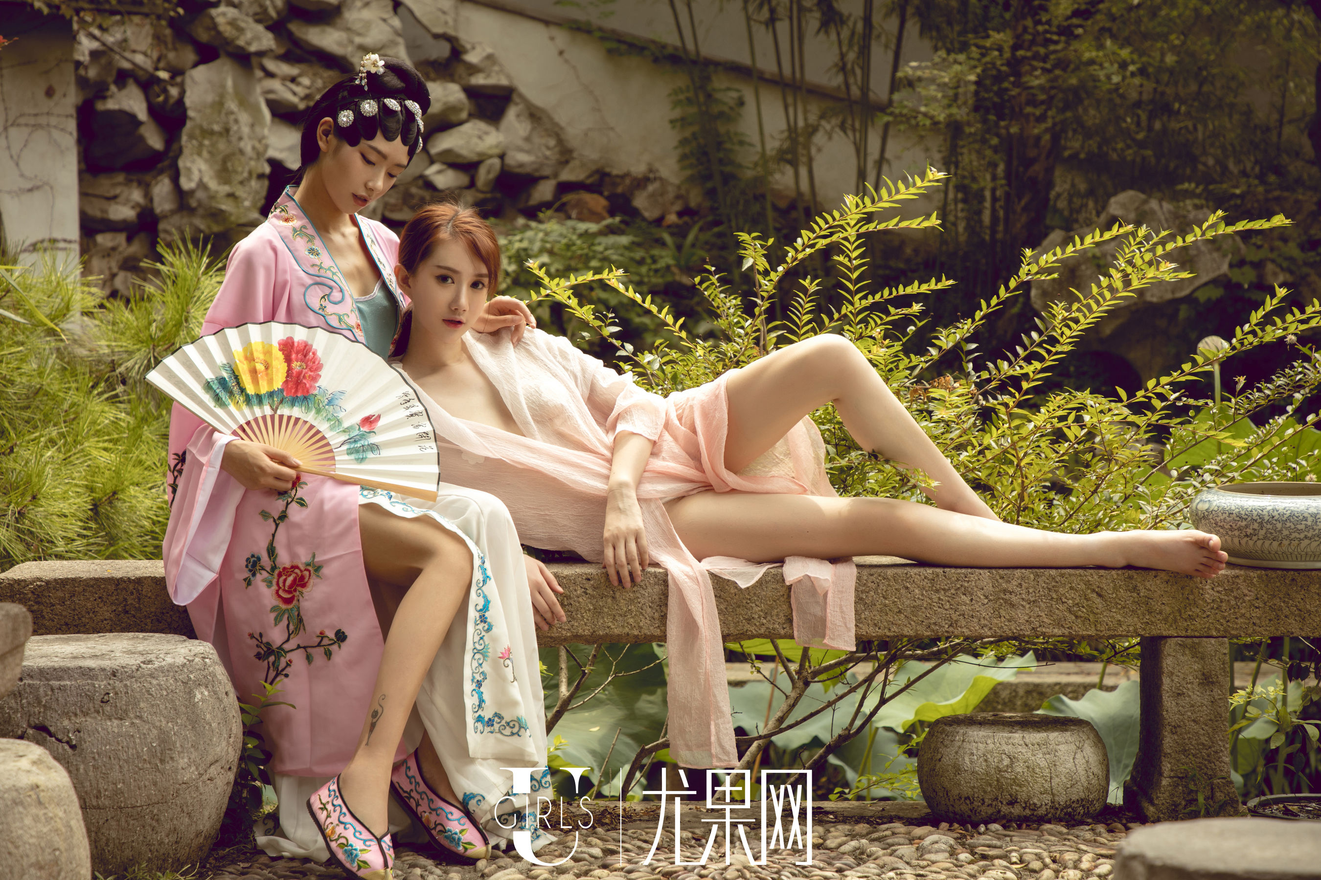 T037 苏小曼&方子萱 白月光-图2