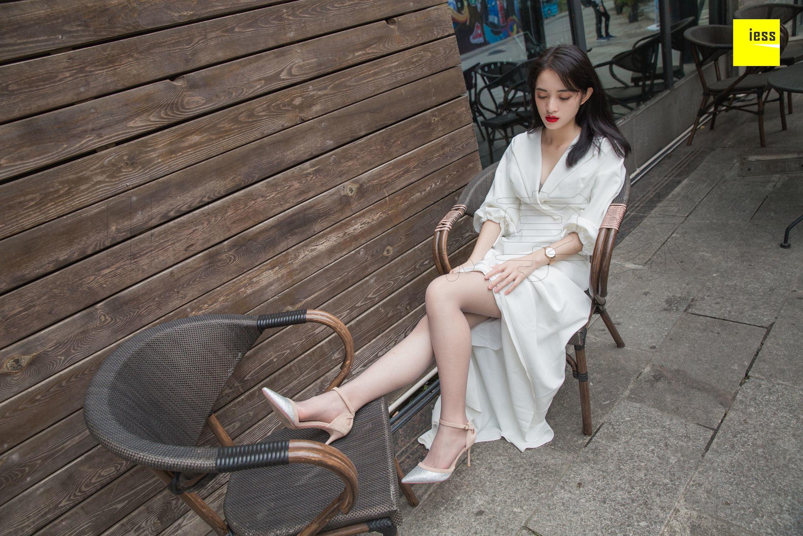 模特：姗姗 《烈焰红唇白长裙》-图32