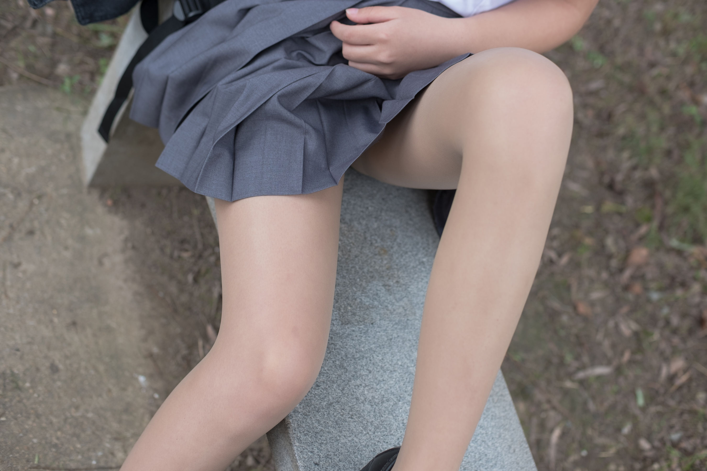 BETA-008 学妹户外肉丝美足-图7