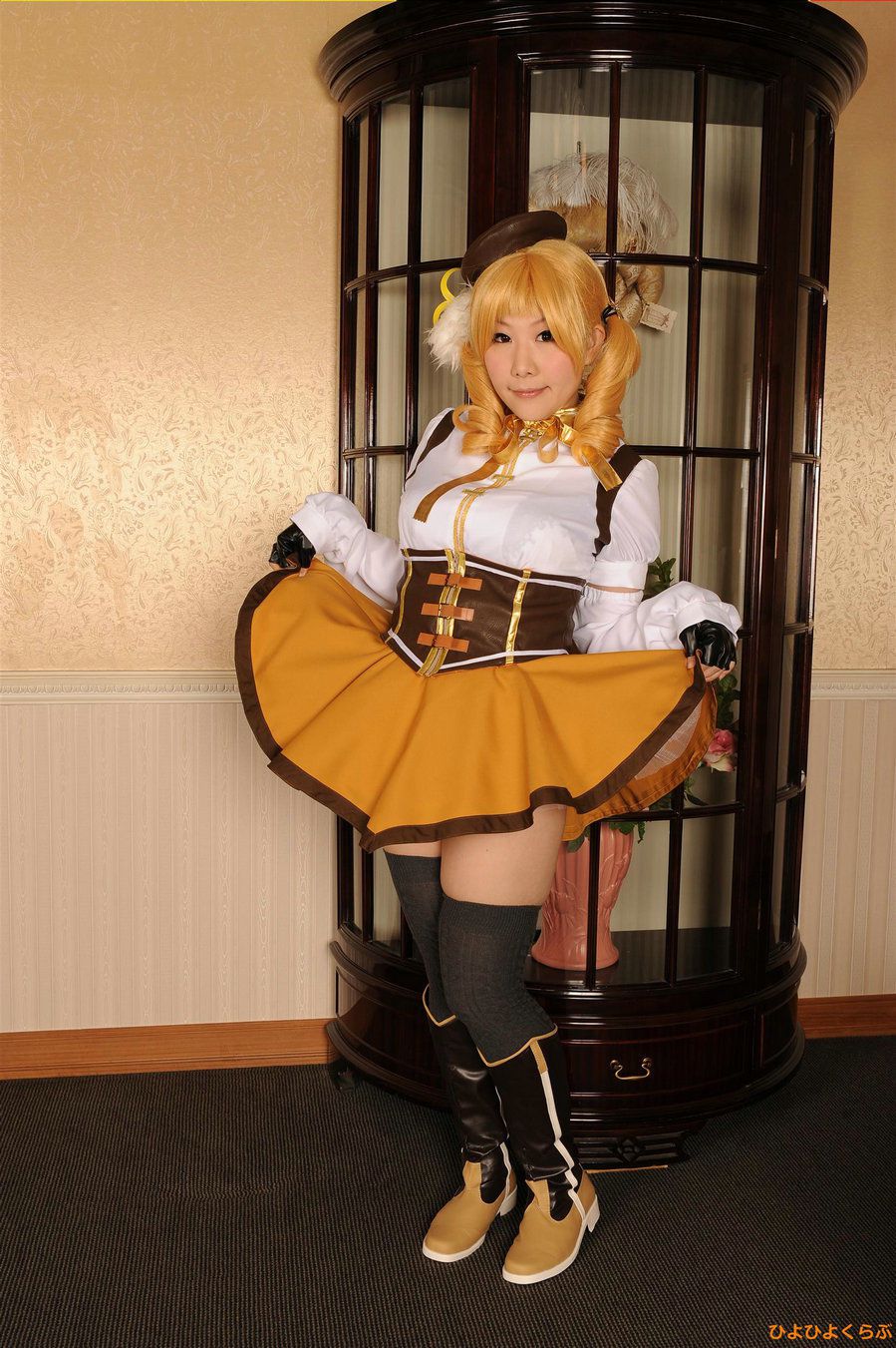 丹雫ひよ (Nishizuku Hiyo) 《Mahou Shoujo Madoka Magica》Tomoe Mami-图1