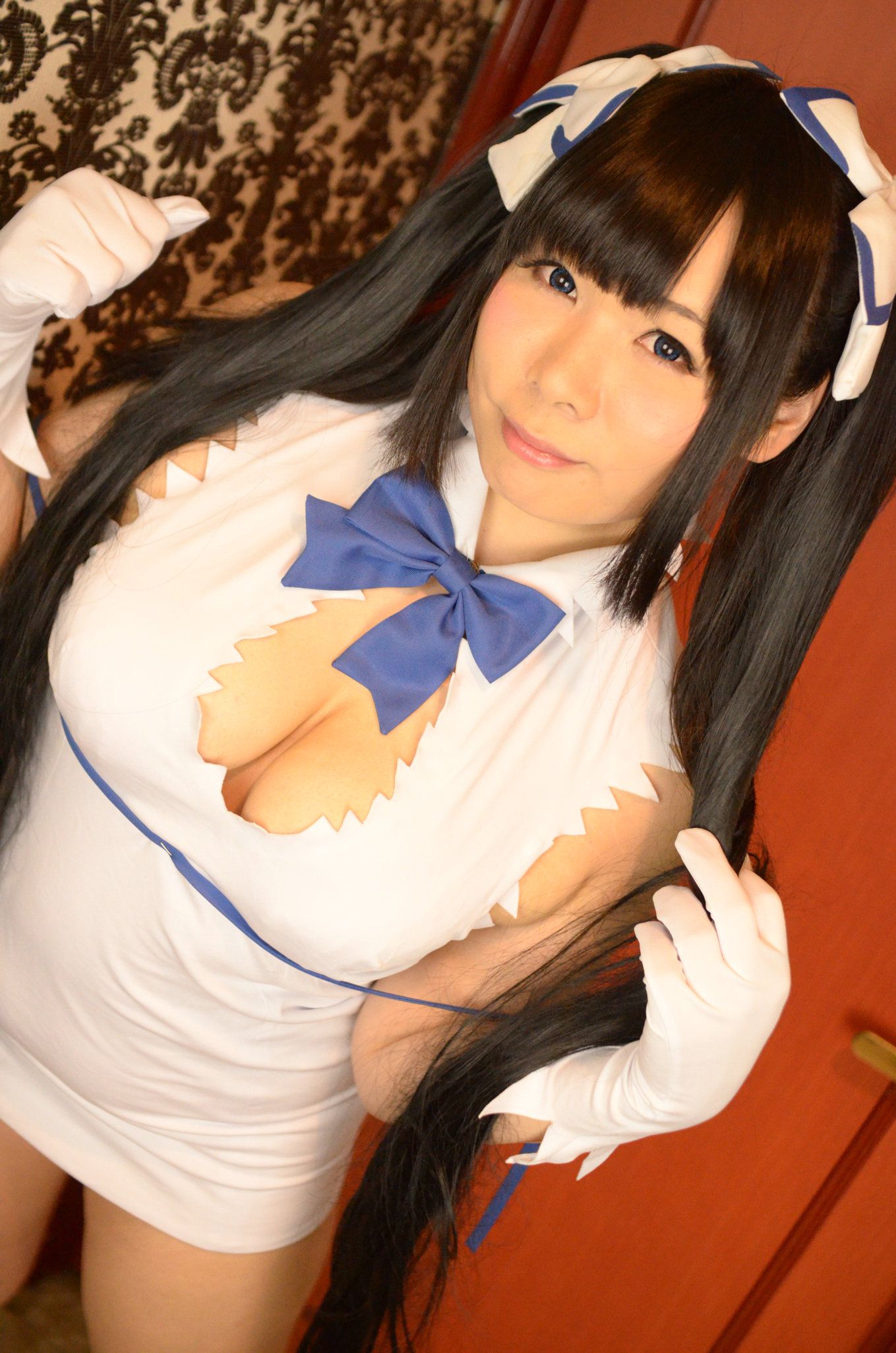 岡田ゆい (Okada Yui) 《ダンジョンに出会いを求めるのは間違っているだろうか》Hestia-图2