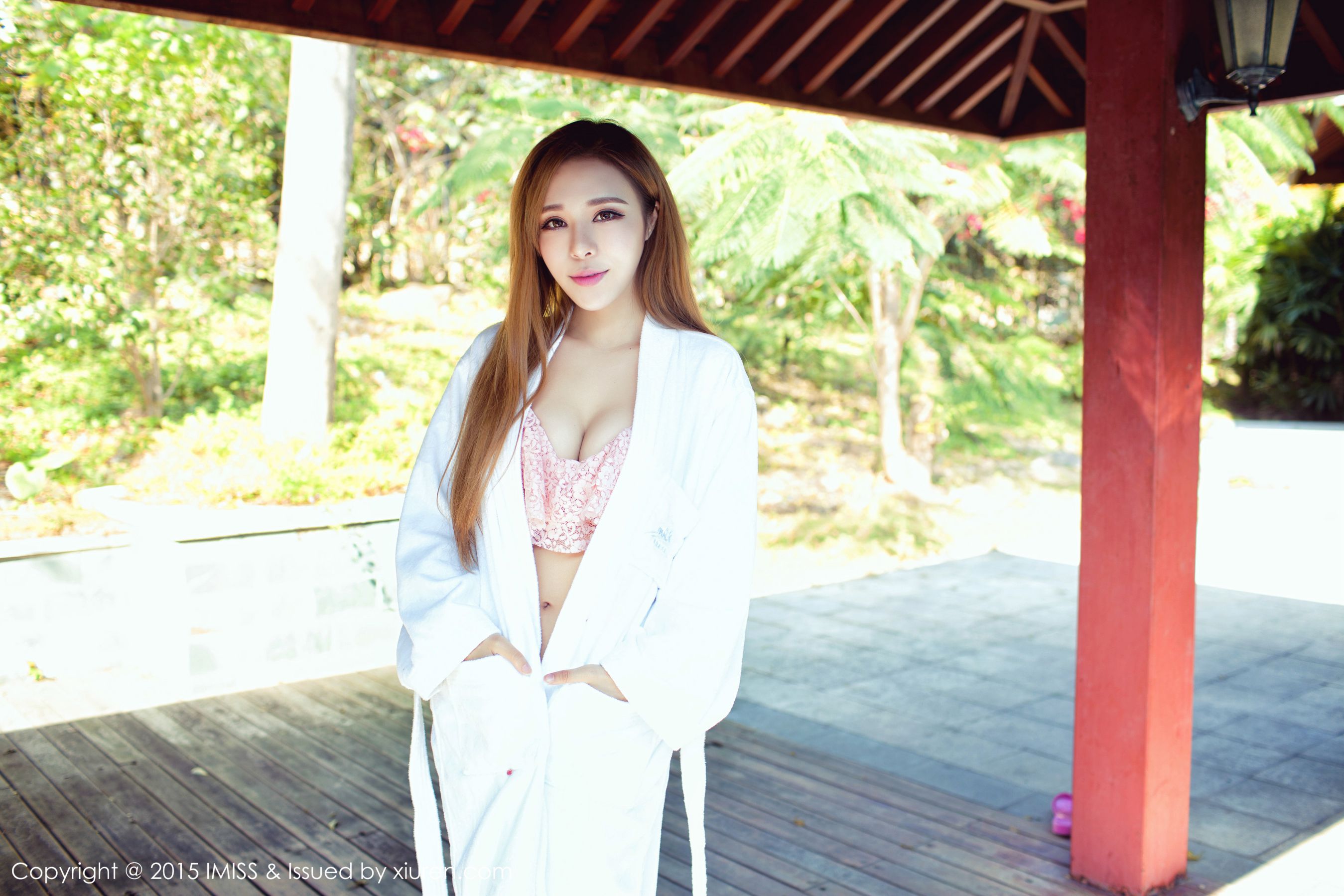 重庆美女游潇潇《旅拍套图》  Vol.047-图5