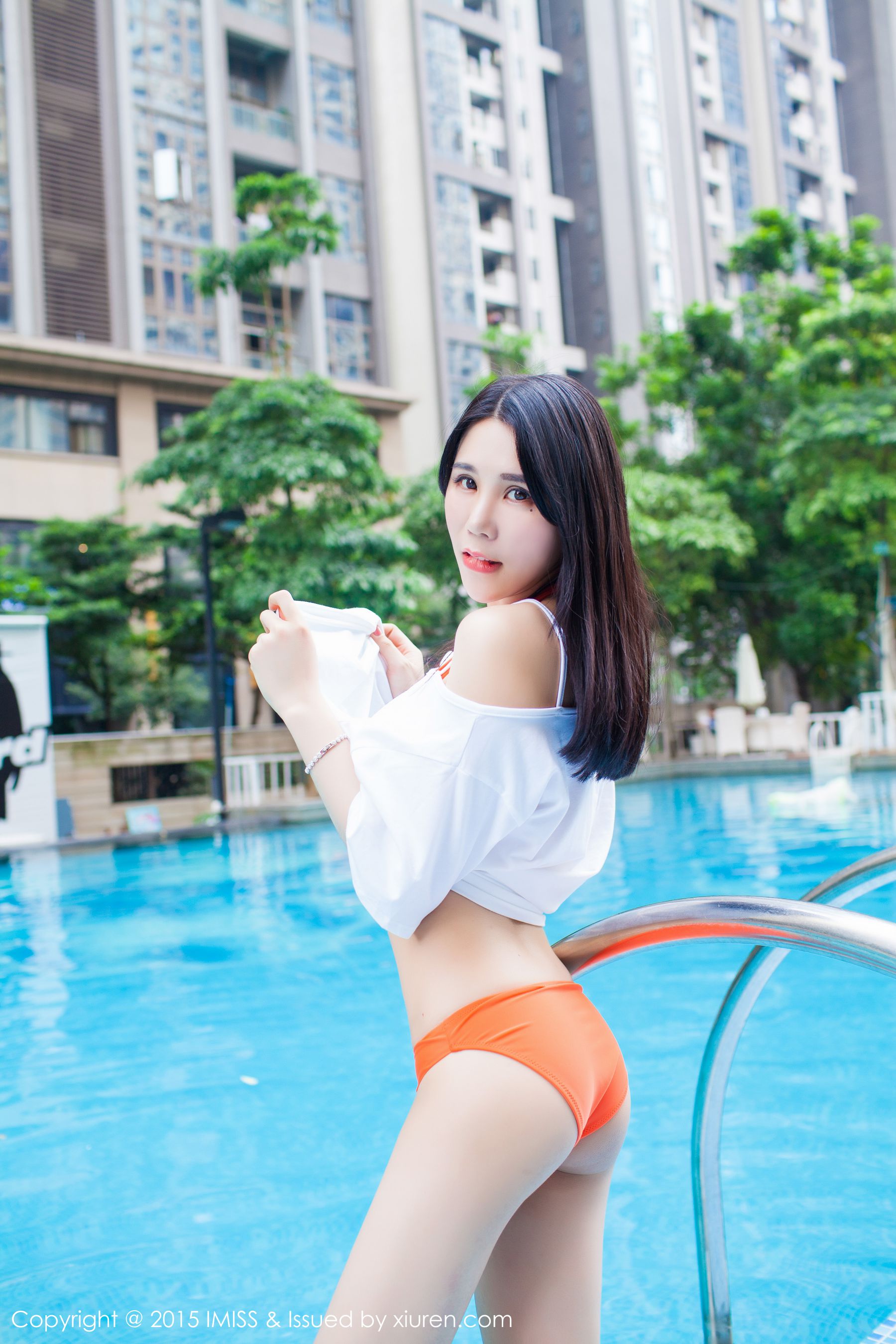 林恩芝alu《清新外拍》  Vol.048-图0