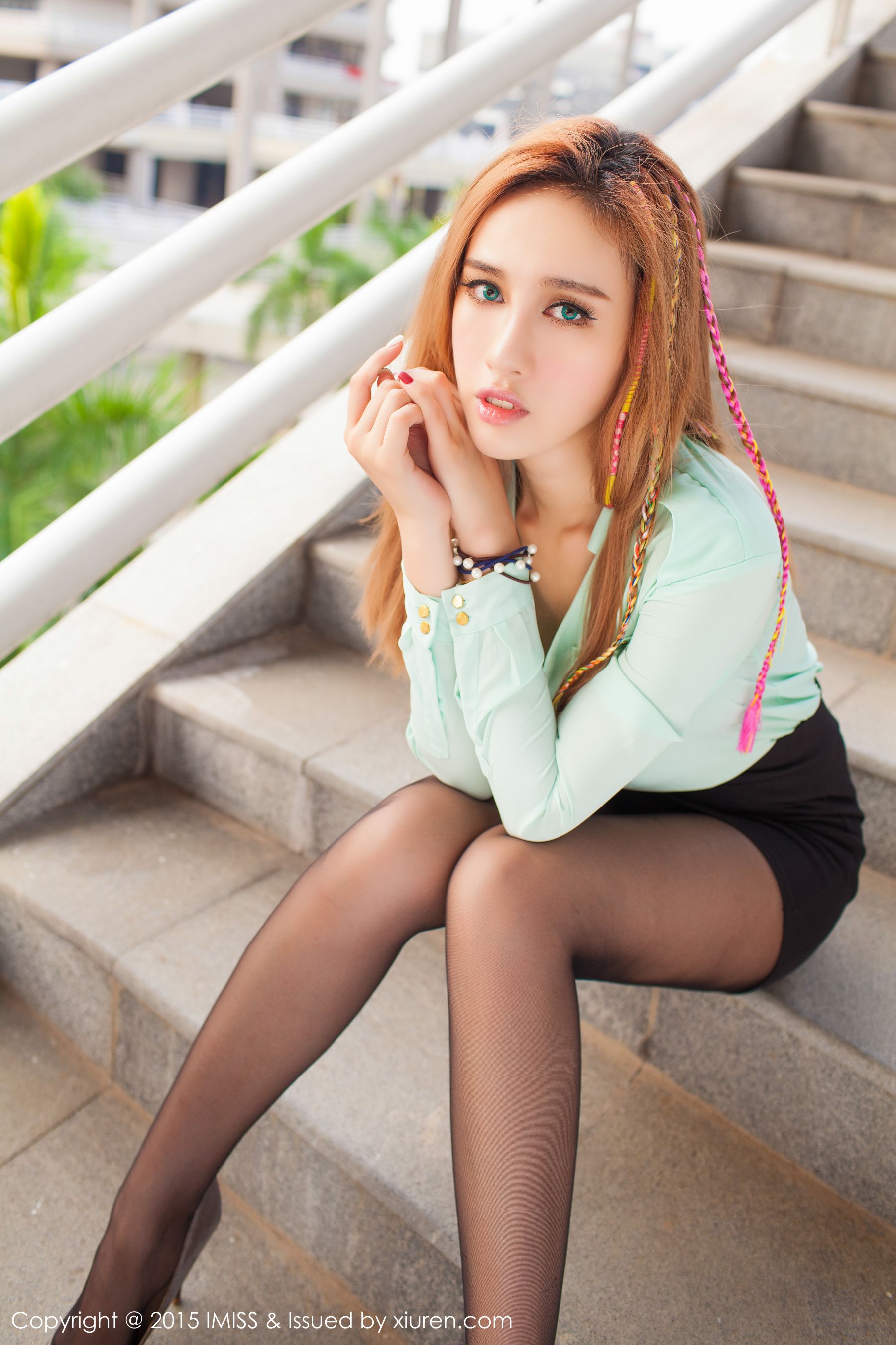 Michi_Ho《比基尼+OL丝袜装》  Vol.050-图43