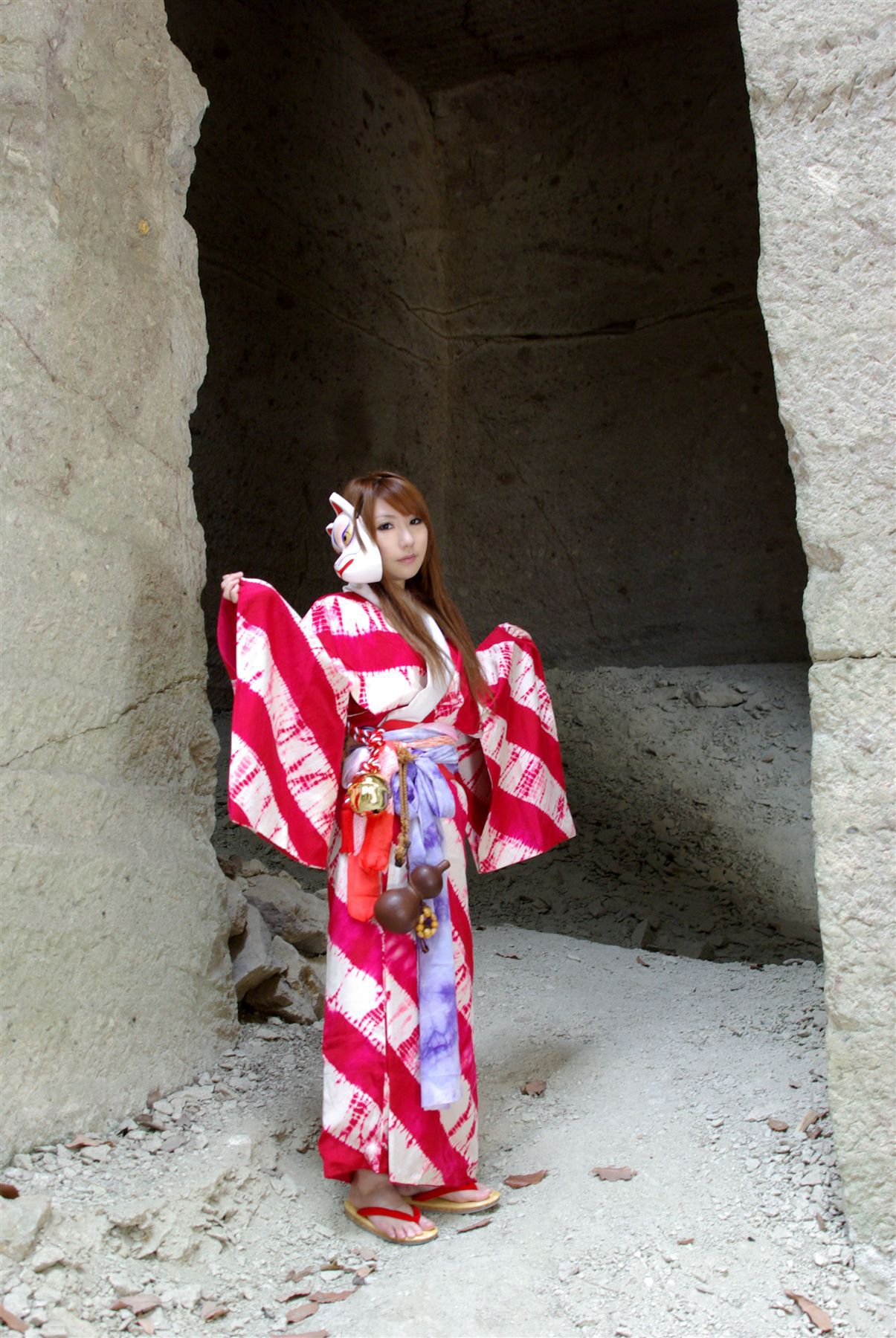 サク Saku Ayaka 《霞んでく記憶の中に雪 貴方の為に祈つた》-图13