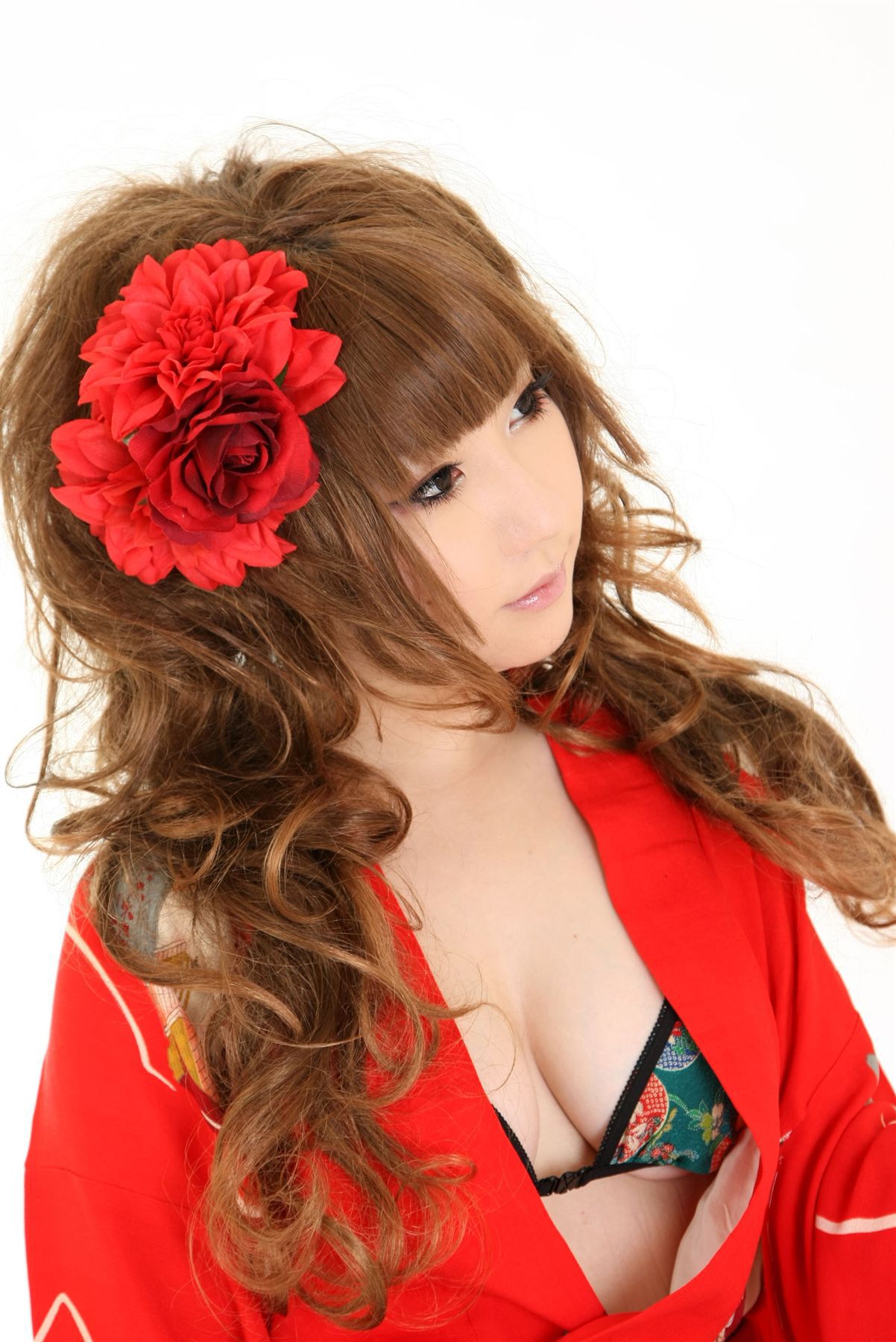 サク Saku Ayaka 《霞んでく記憶の中に雪 貴方の為に祈つた》-图2