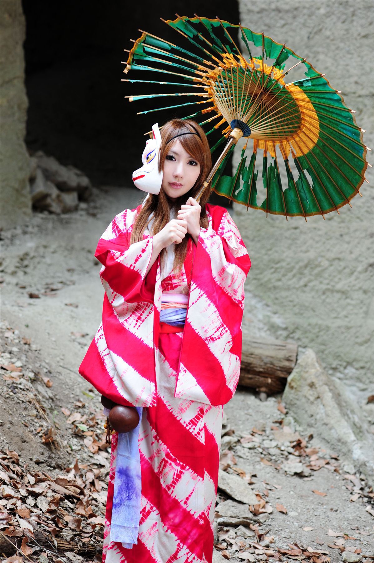 サク Saku Ayaka 《霞んでく記憶の中に雪 貴方の為に祈つた》-图31
