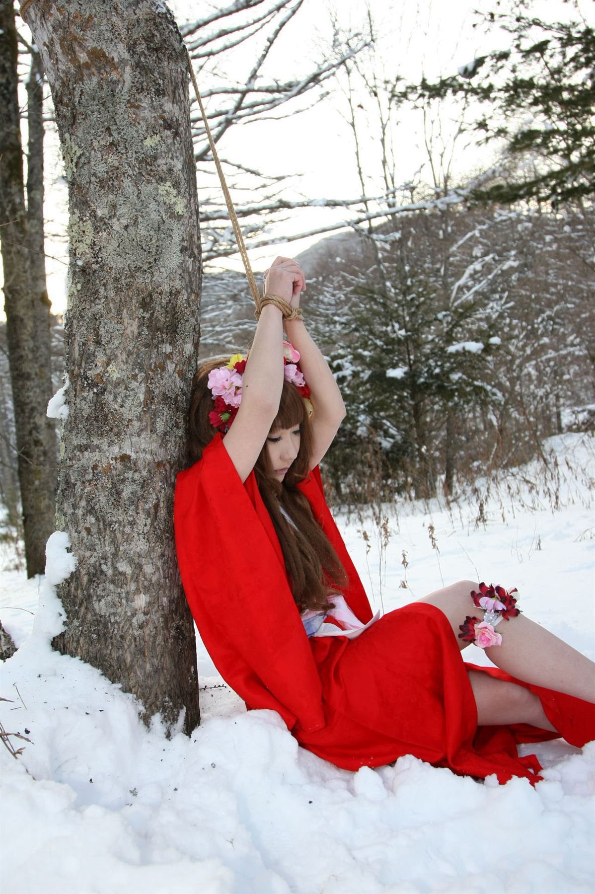 サク Saku Ayaka 《霞んでく記憶の中に雪 貴方の為に祈つた》-图73