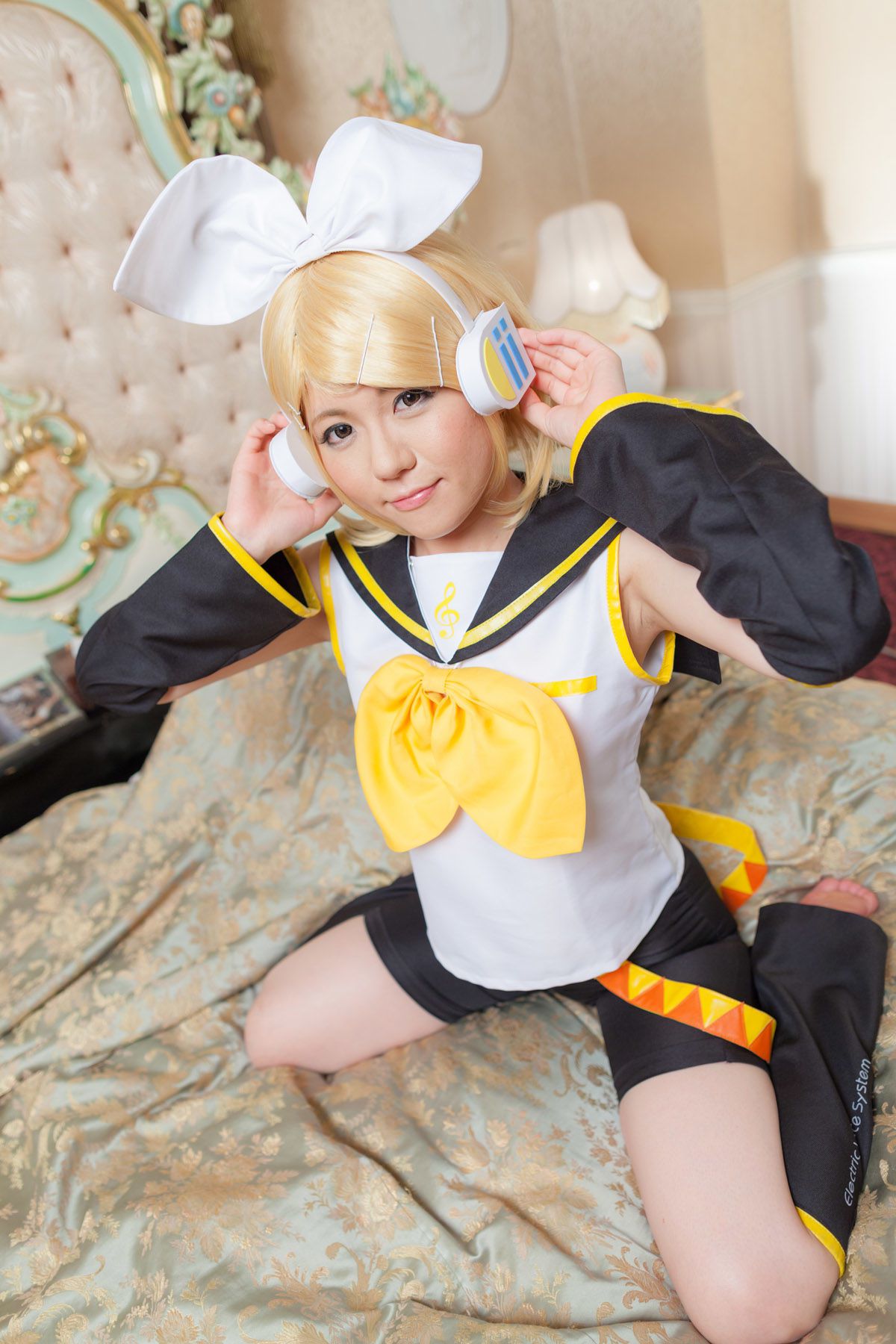 荒木まい (Araki Mai) 《VOCALOID》Kagamine Rin(鏡音リン)-图13