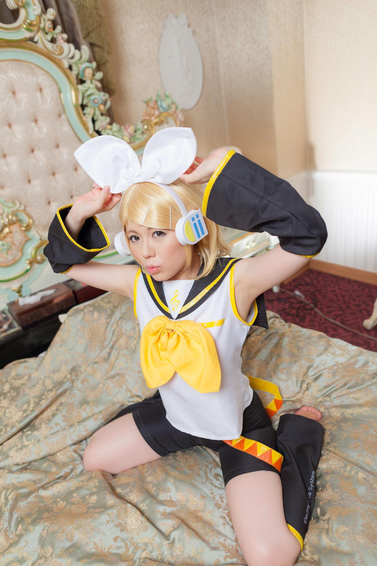 荒木まい (Araki Mai) 《VOCALOID》Kagamine Rin(鏡音リン)-图17