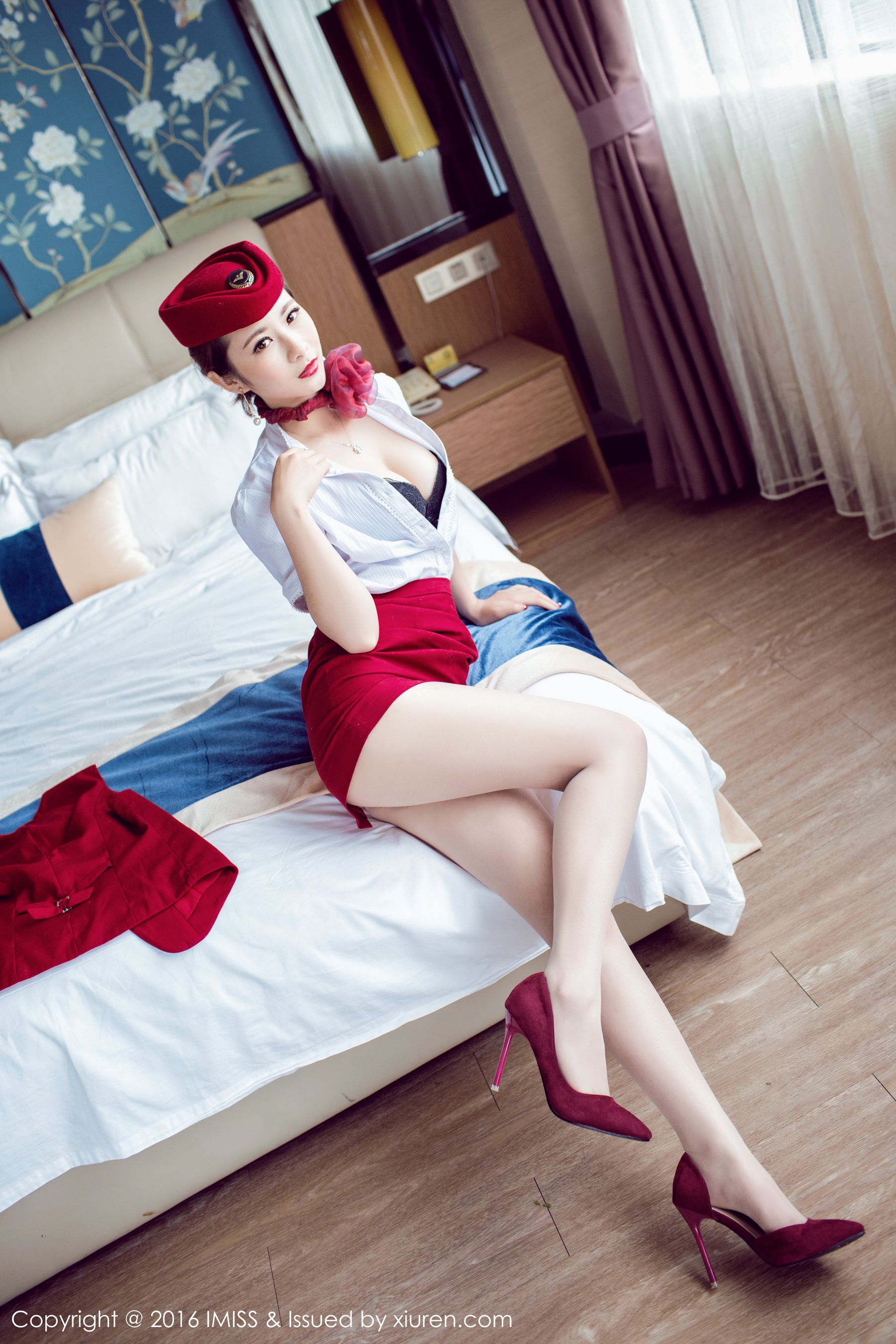 莉莉Lily《兔女郎、空姐制服+死库水湿身系列》  Vol.082-图18