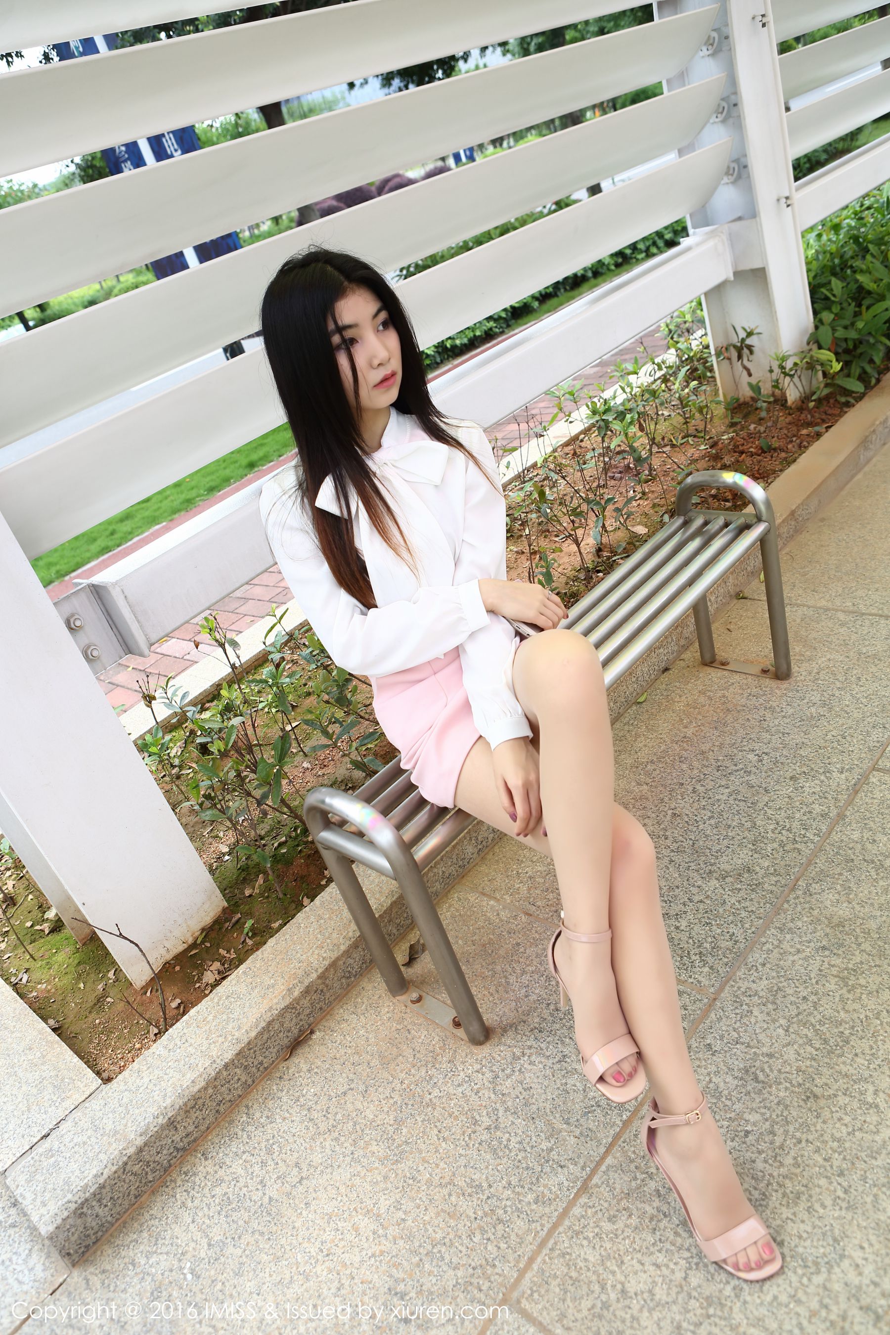 Winki丝姬《街拍丝袜美腿+车内丝袜诱惑》  Vol.094-图6