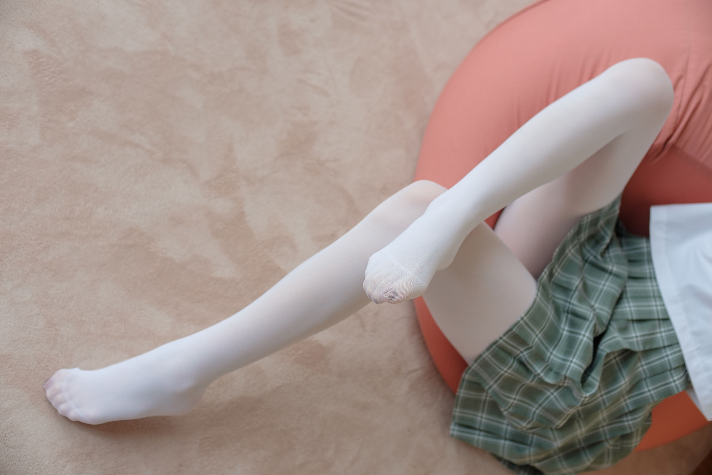 JK白丝少女的美足-图23