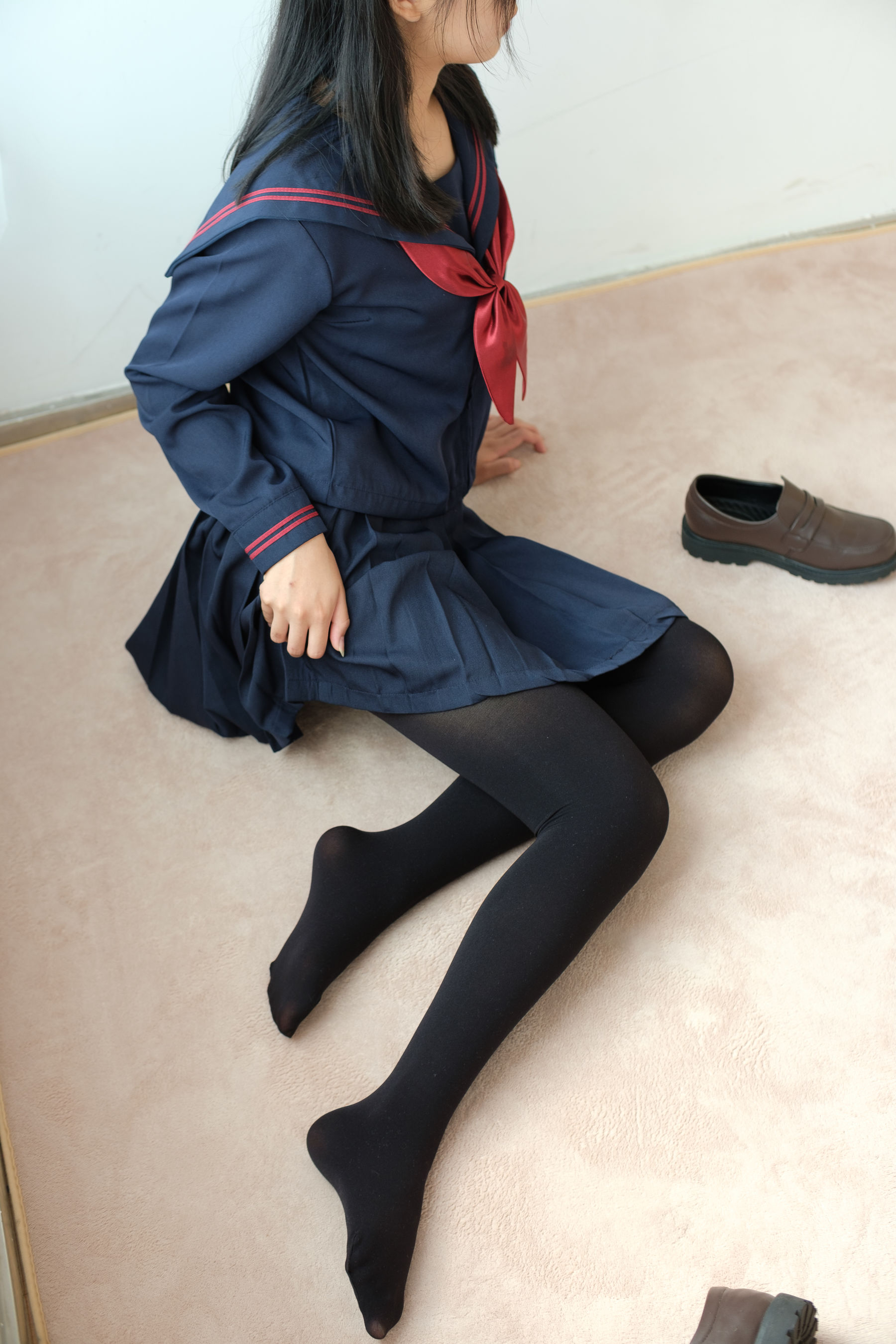 JK黑丝少女-图11