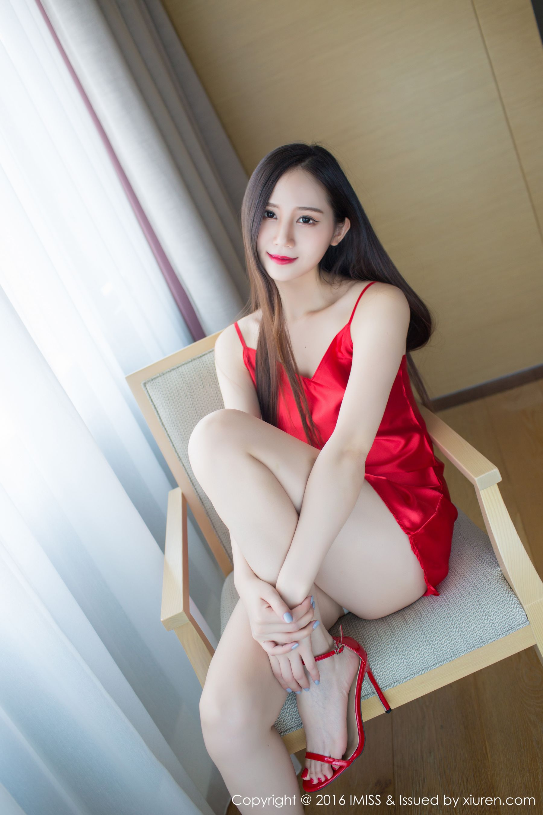 SISY思《红色睡衣和一套粉色内衣》  Vol.124-图3
