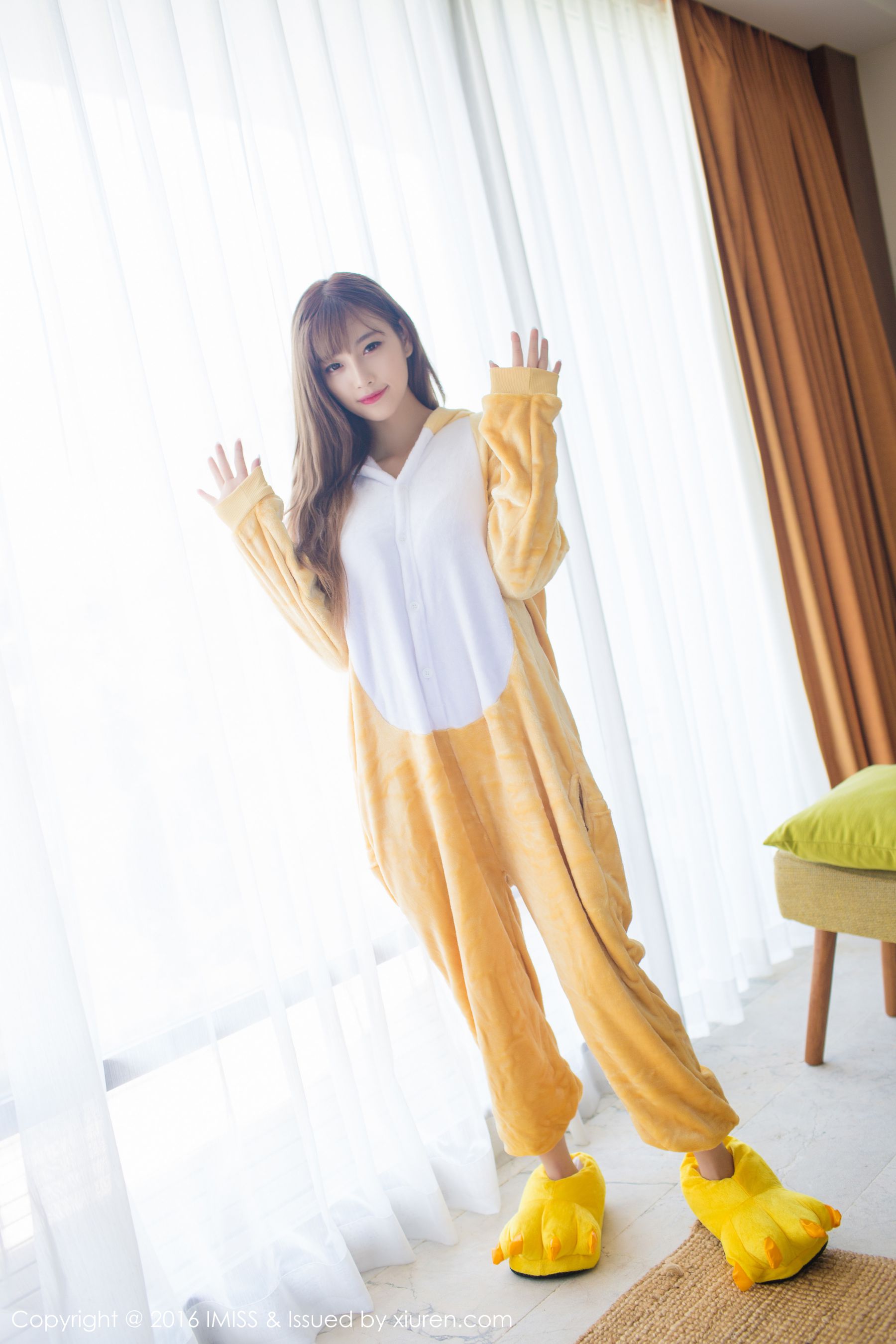 sugar小甜心CC《美女扮野兽+旗袍与丝袜》  Vol.136-图0