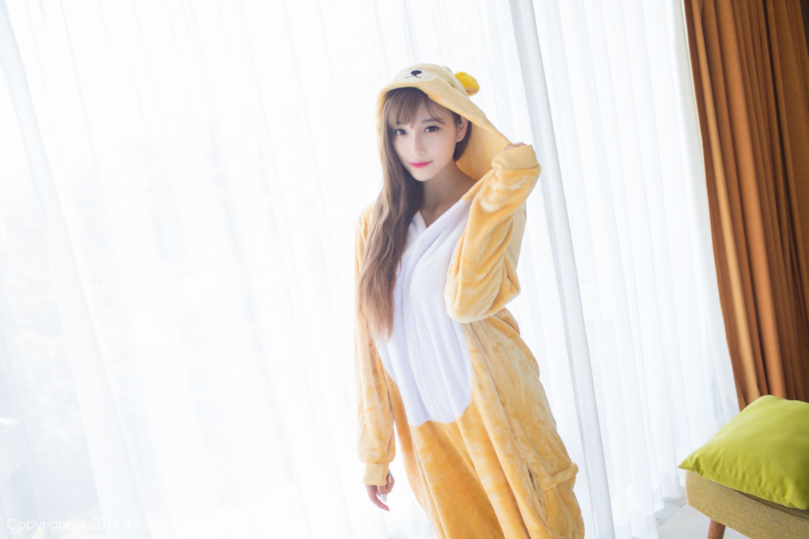 sugar小甜心CC《美女扮野兽+旗袍与丝袜》  Vol.136-图2