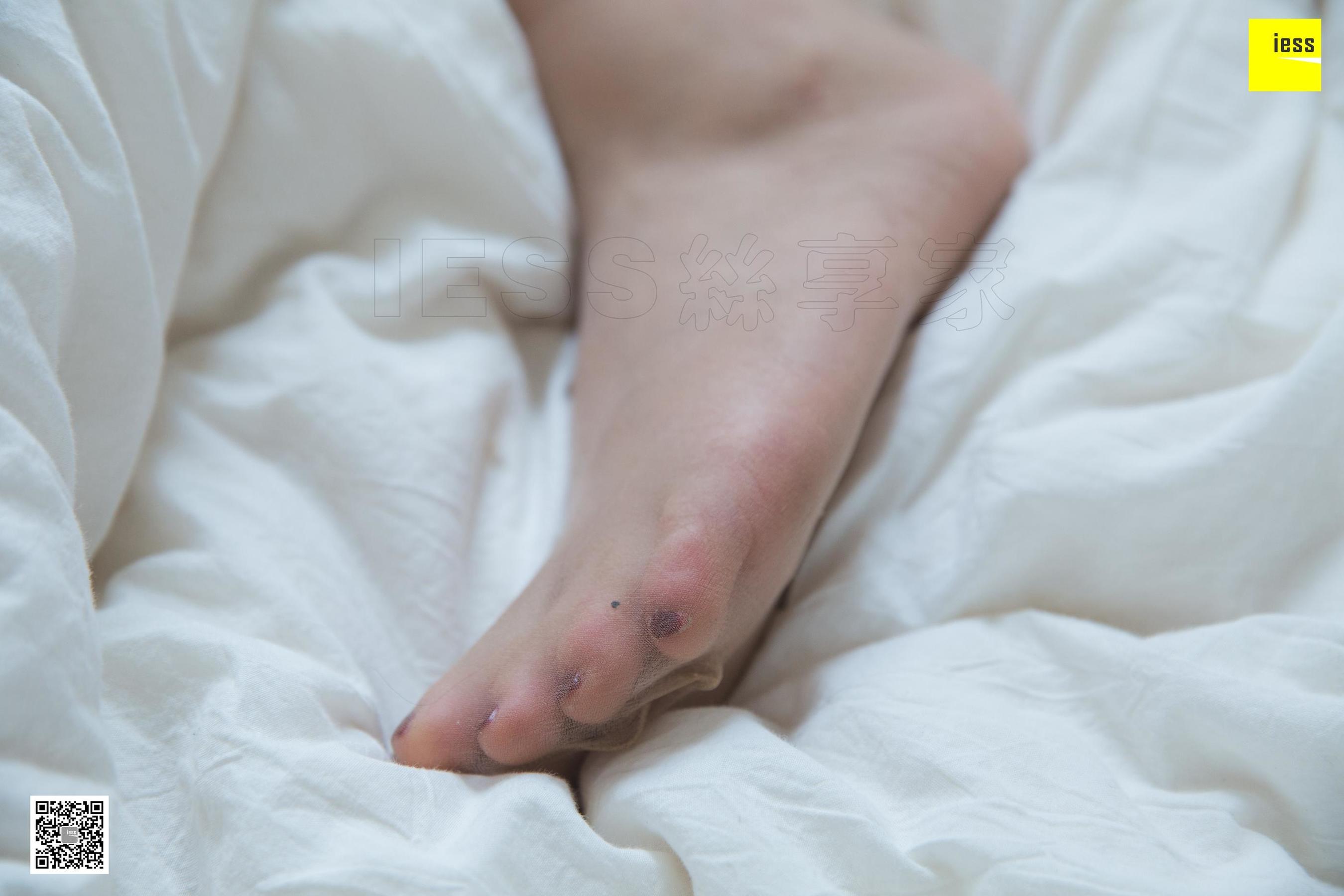 模特：九妹 《九妹白色牛仔短裤》-图57