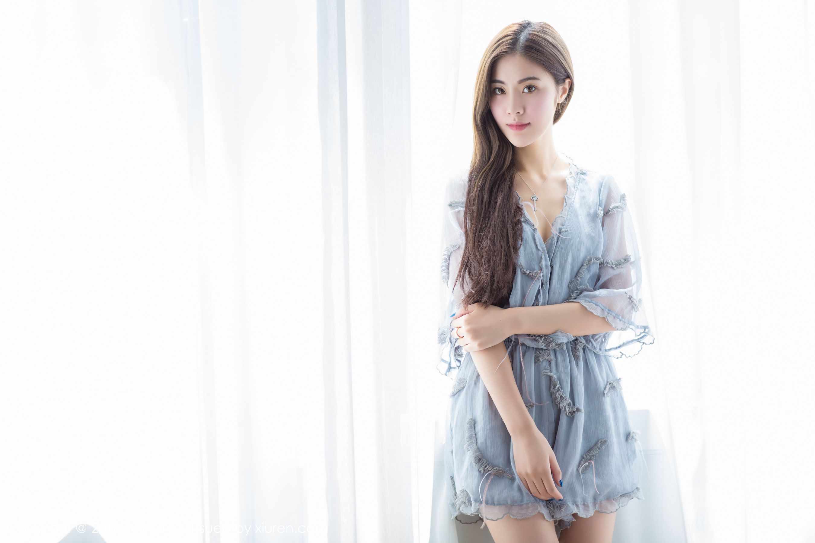 菲儿《柔柔阳光沐浴下的女神》  Vol.018-图1