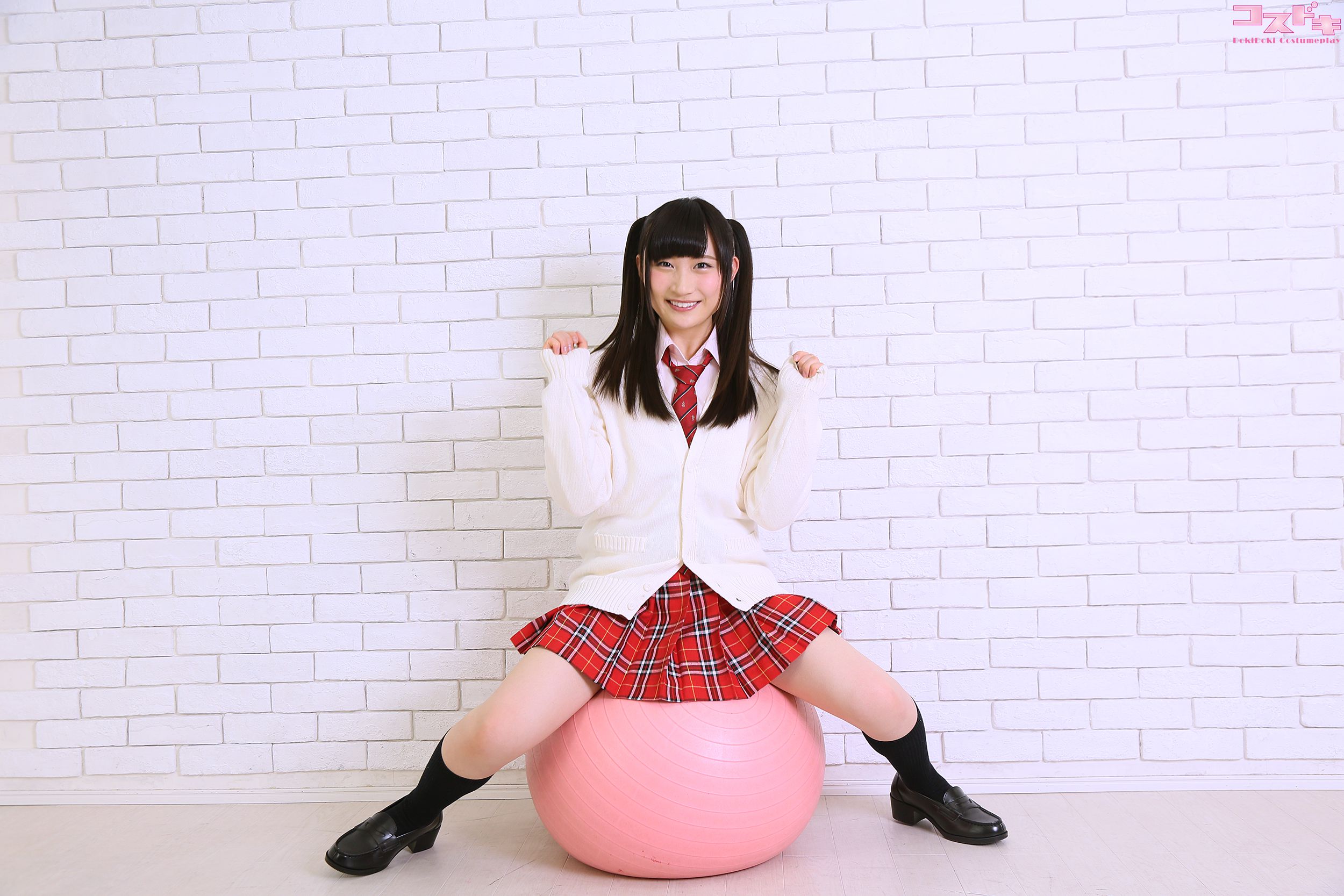 Mina Suzumoto 鈴本みな suzumotomina_pic_seifukuB1-图33
